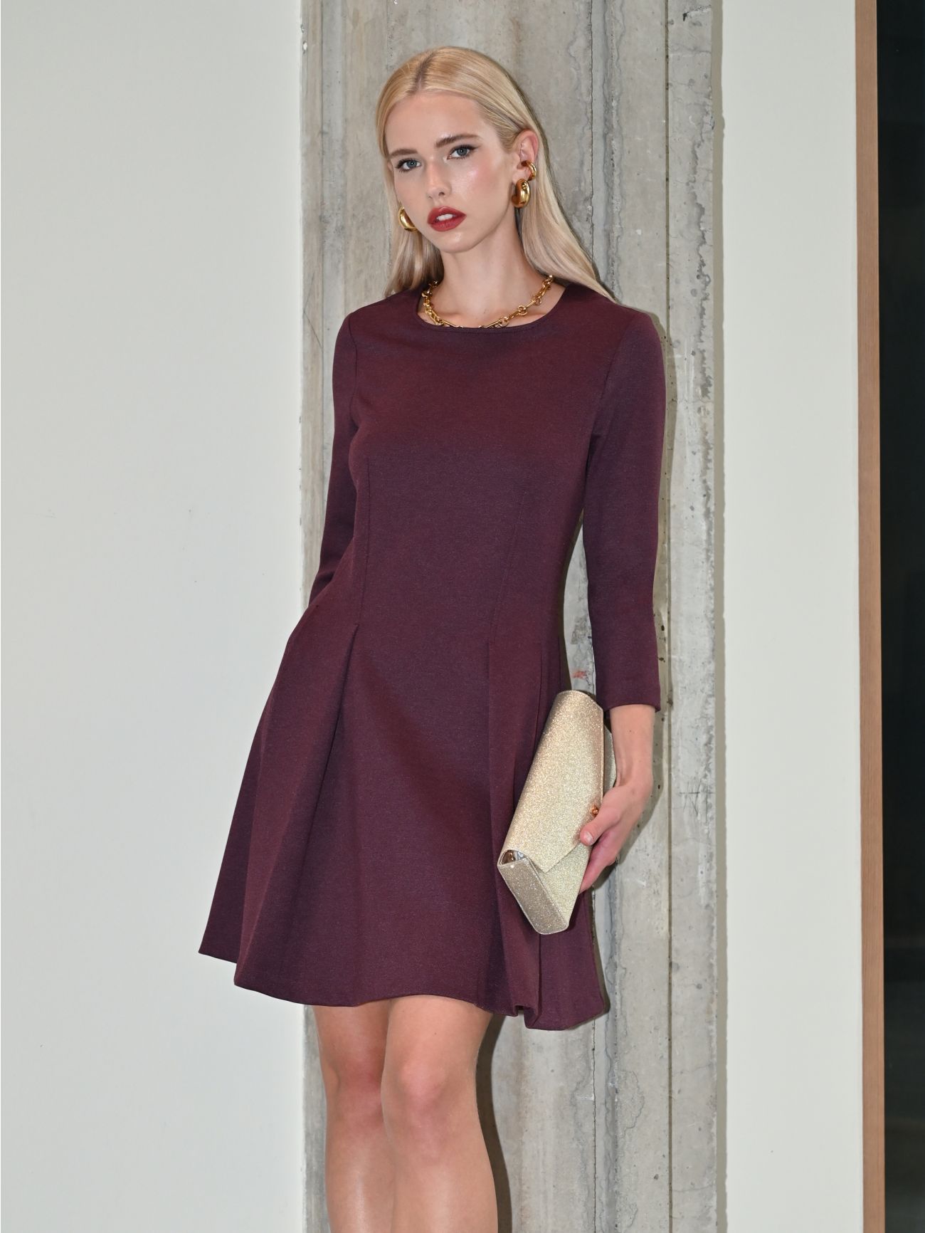 Kleid mit Tellerrock in Bordeaux sp_e1