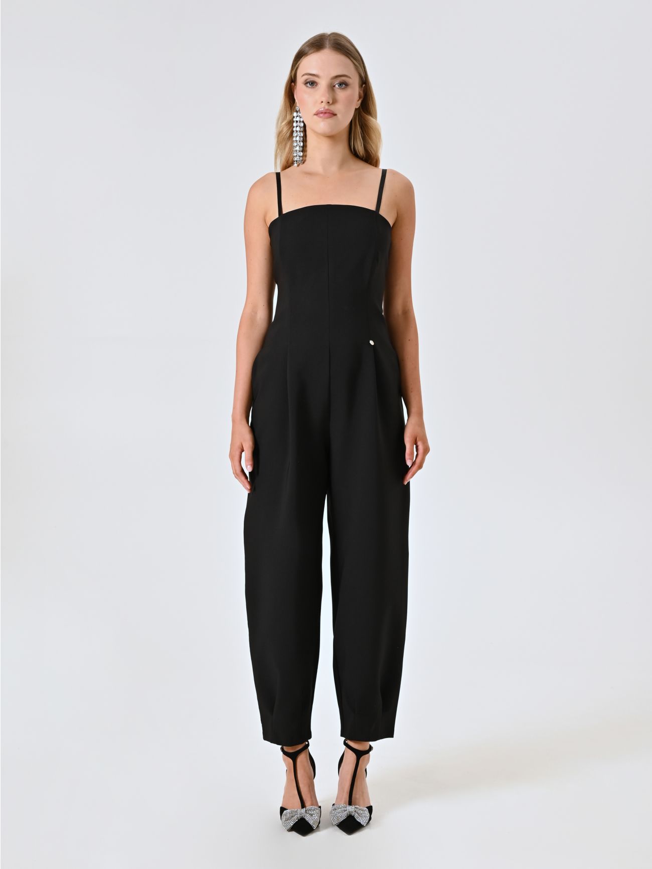 Mono negro carrot-fit det_1