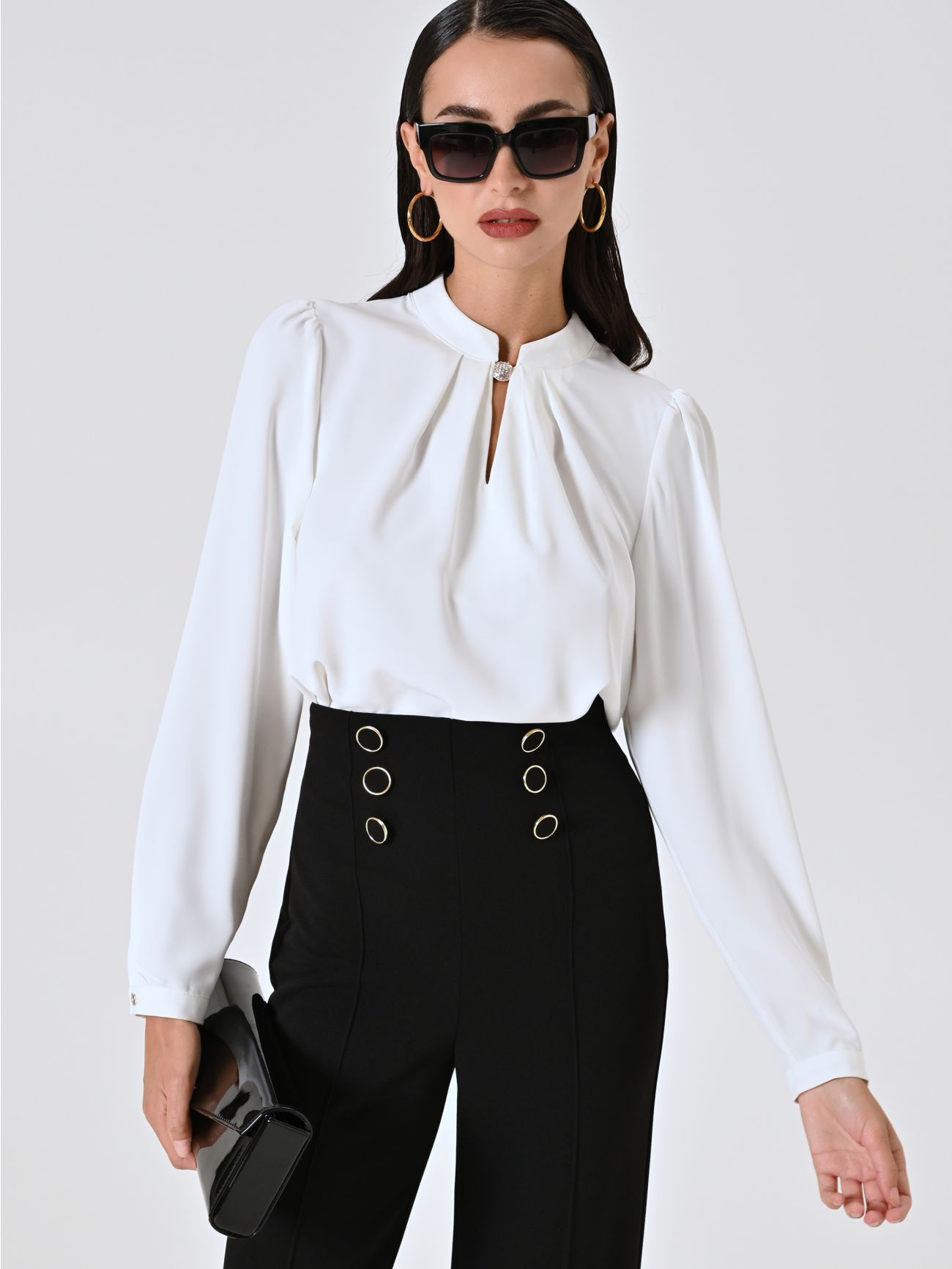 Blouse with Jewel Detail sp_e1