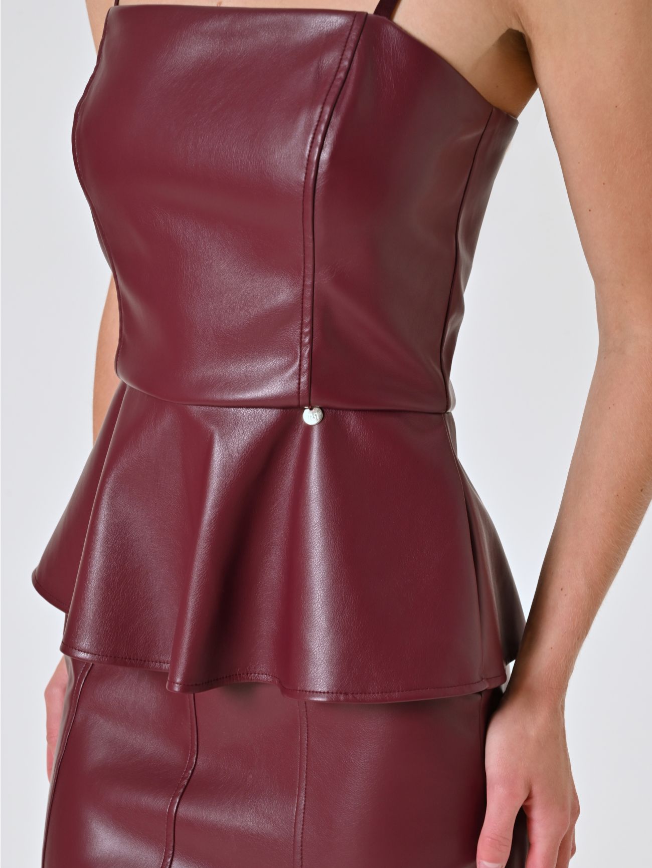Bustier-Top aus Kunstleder in Bordeaux in_i5
