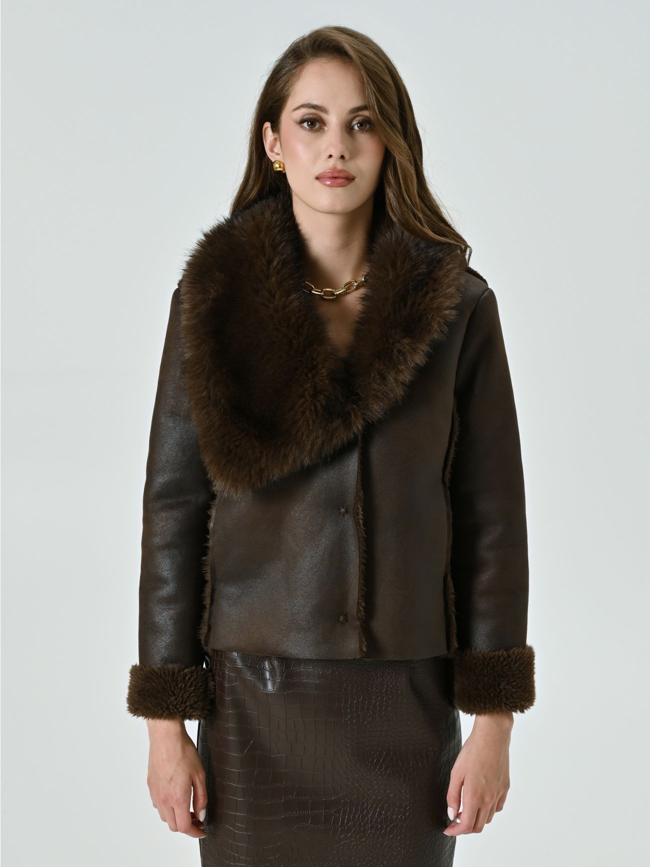 Short Faux-shearling Jacket det_2