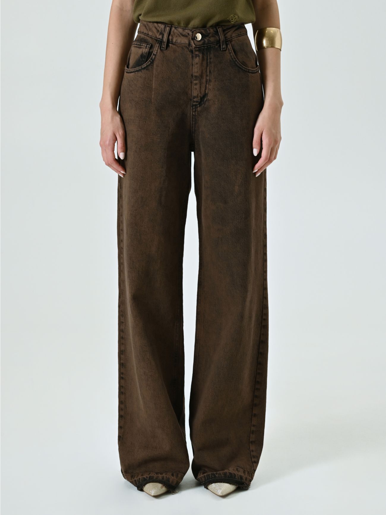 Jeans straight fit marrones det_2