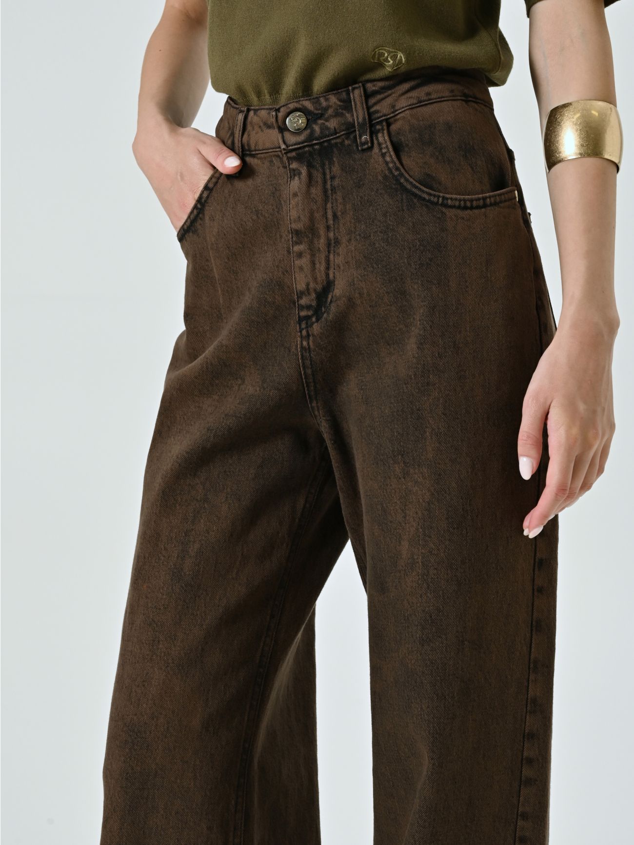 Jeans straight fit marrones in_i5