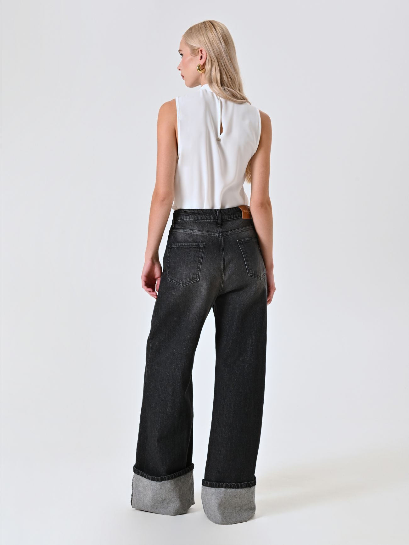 Black Relaxed-fit Jeans det_3