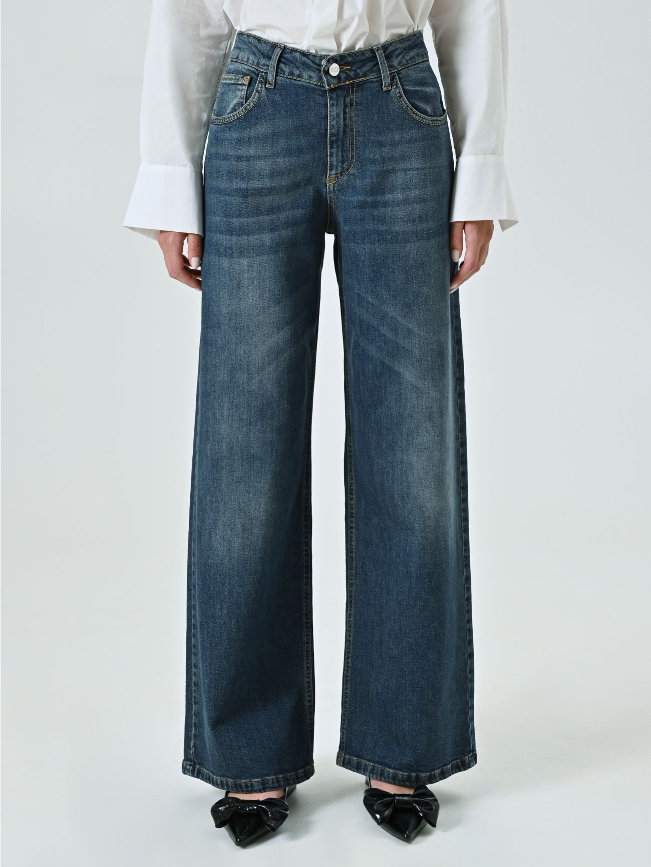 Jeans mit weitem Bein det_2