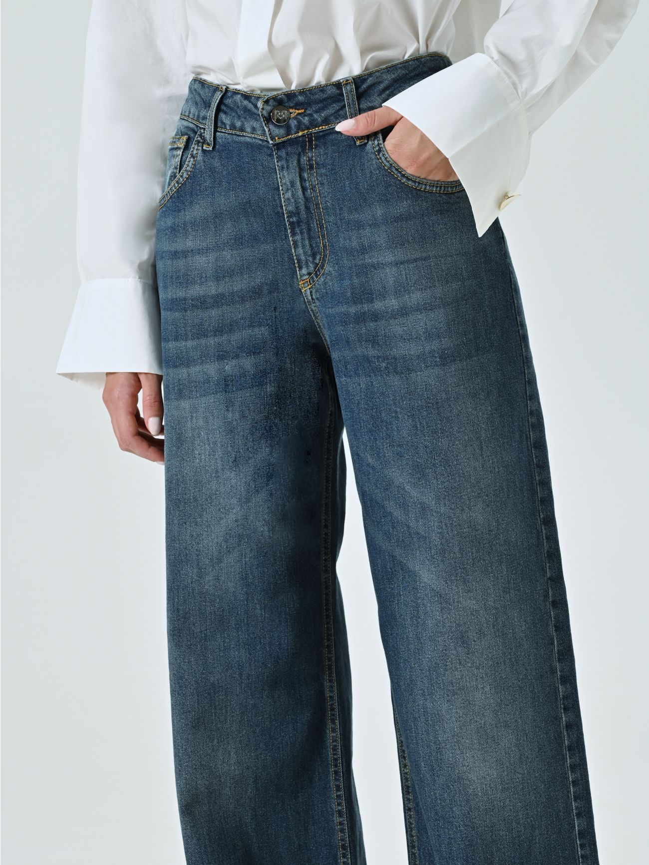 Jeans mit weitem Bein in_i5