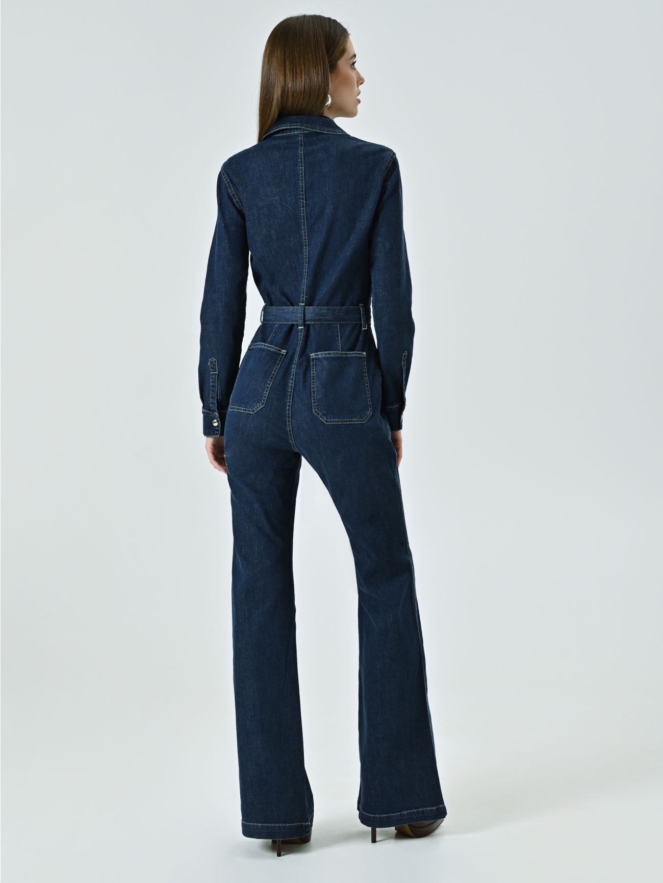 Jumpsuit aus Denim det_3