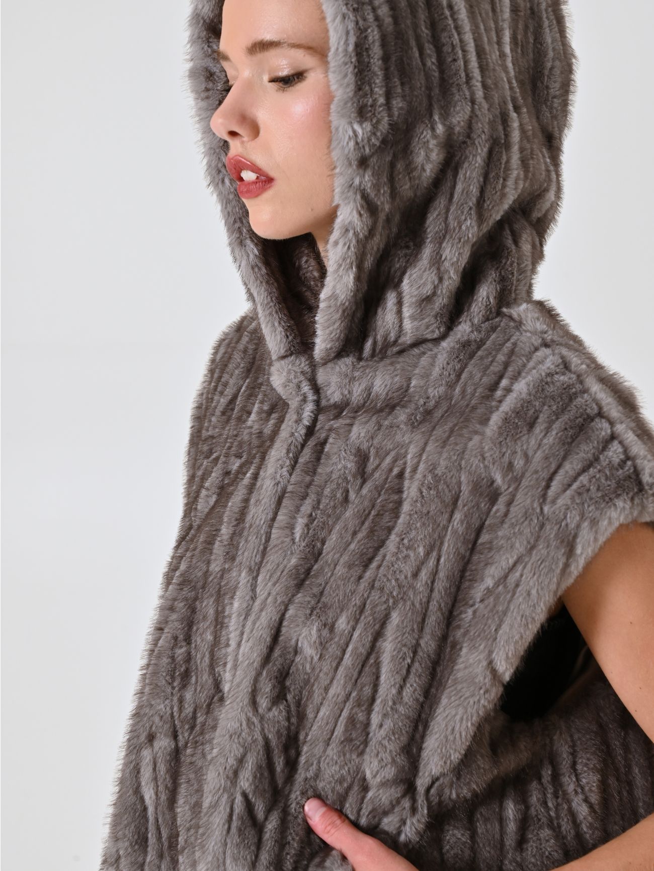 Gilet effetto Pelliccia in_i5