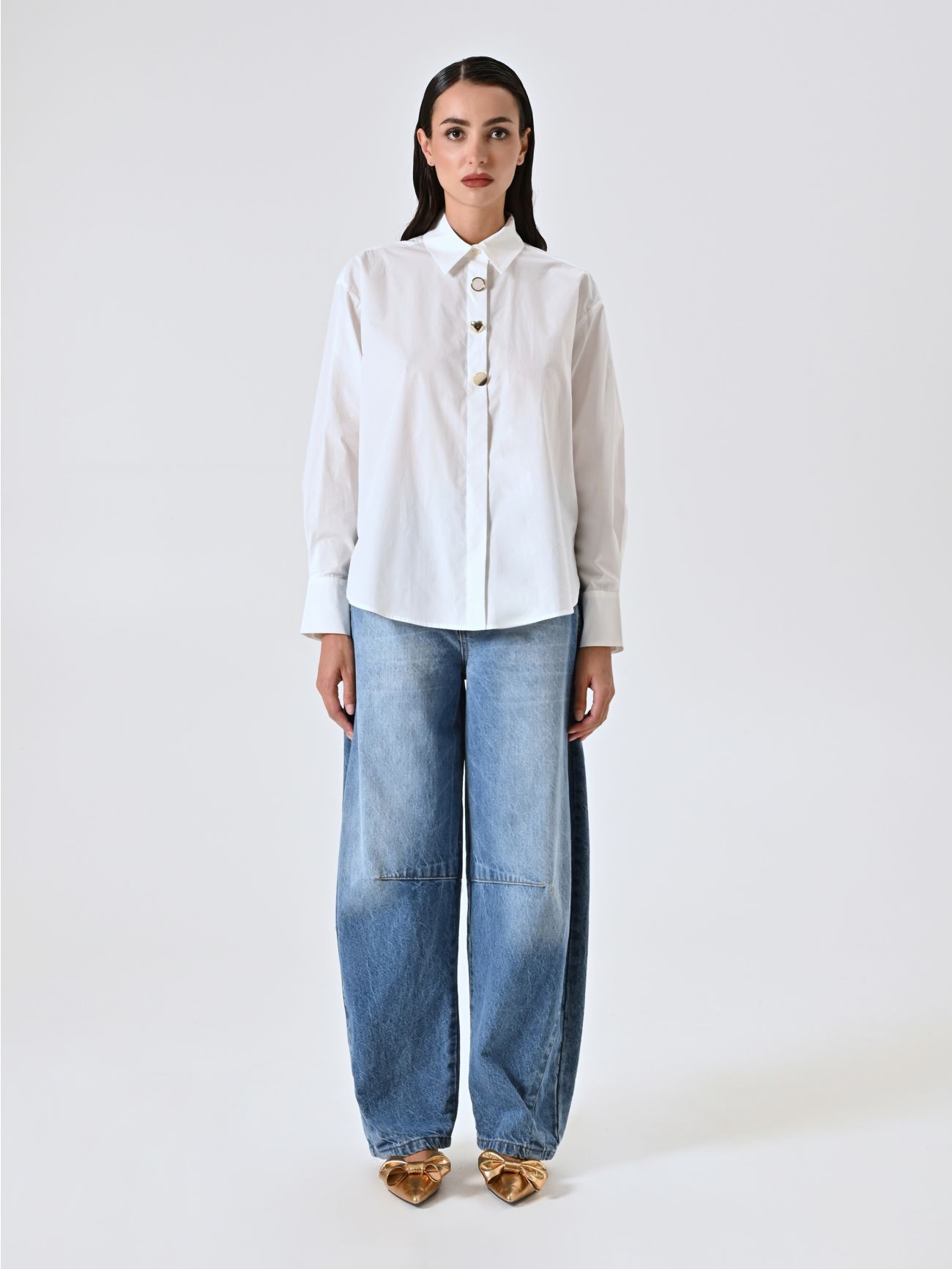 Oversized White Shirt with Jewel Buttons det_1