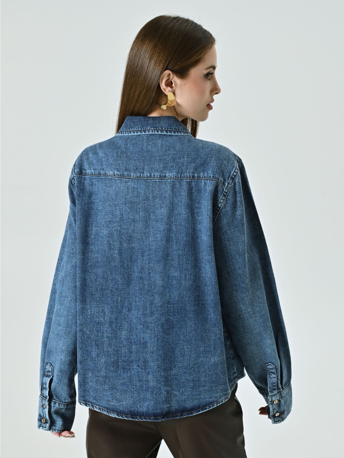 Camicia in Denim Lavaggio Medio det_3