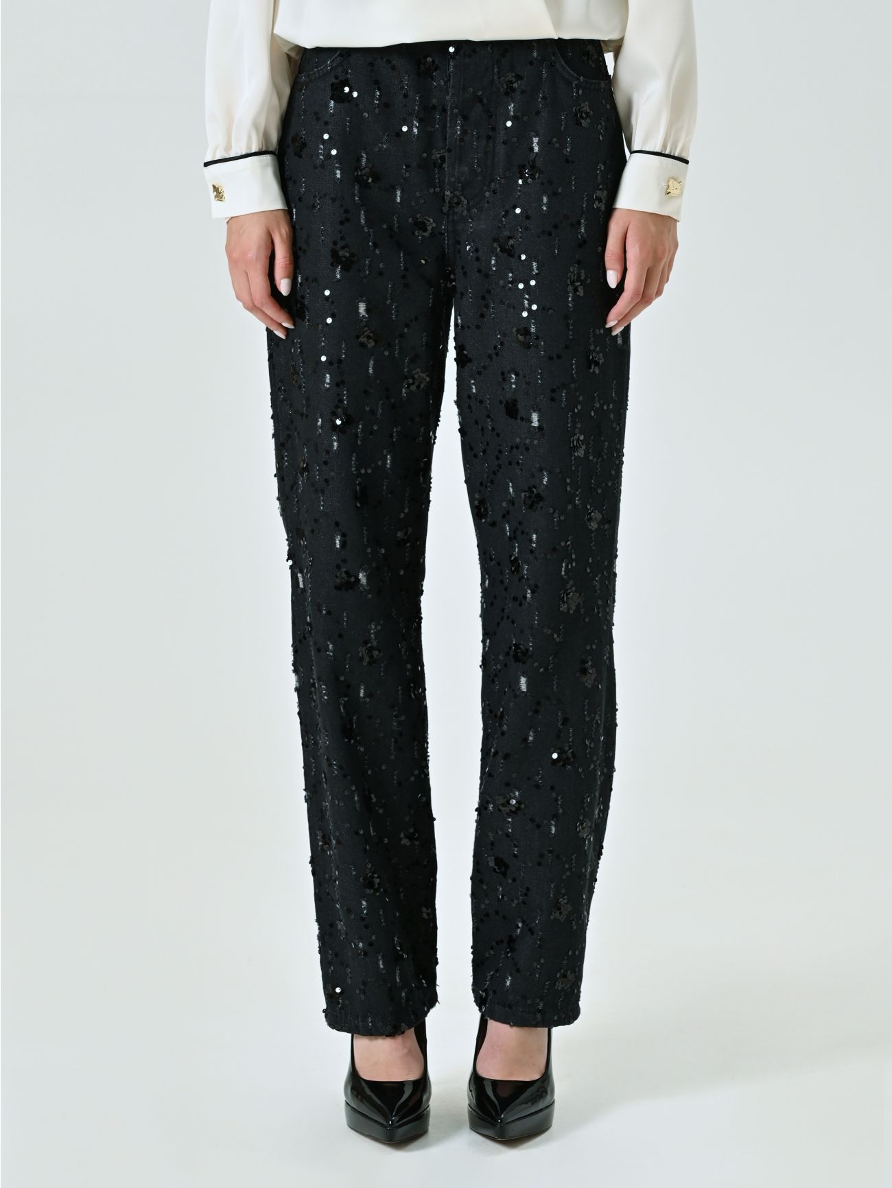 Denim Trousers Embellished with Sequins det_2