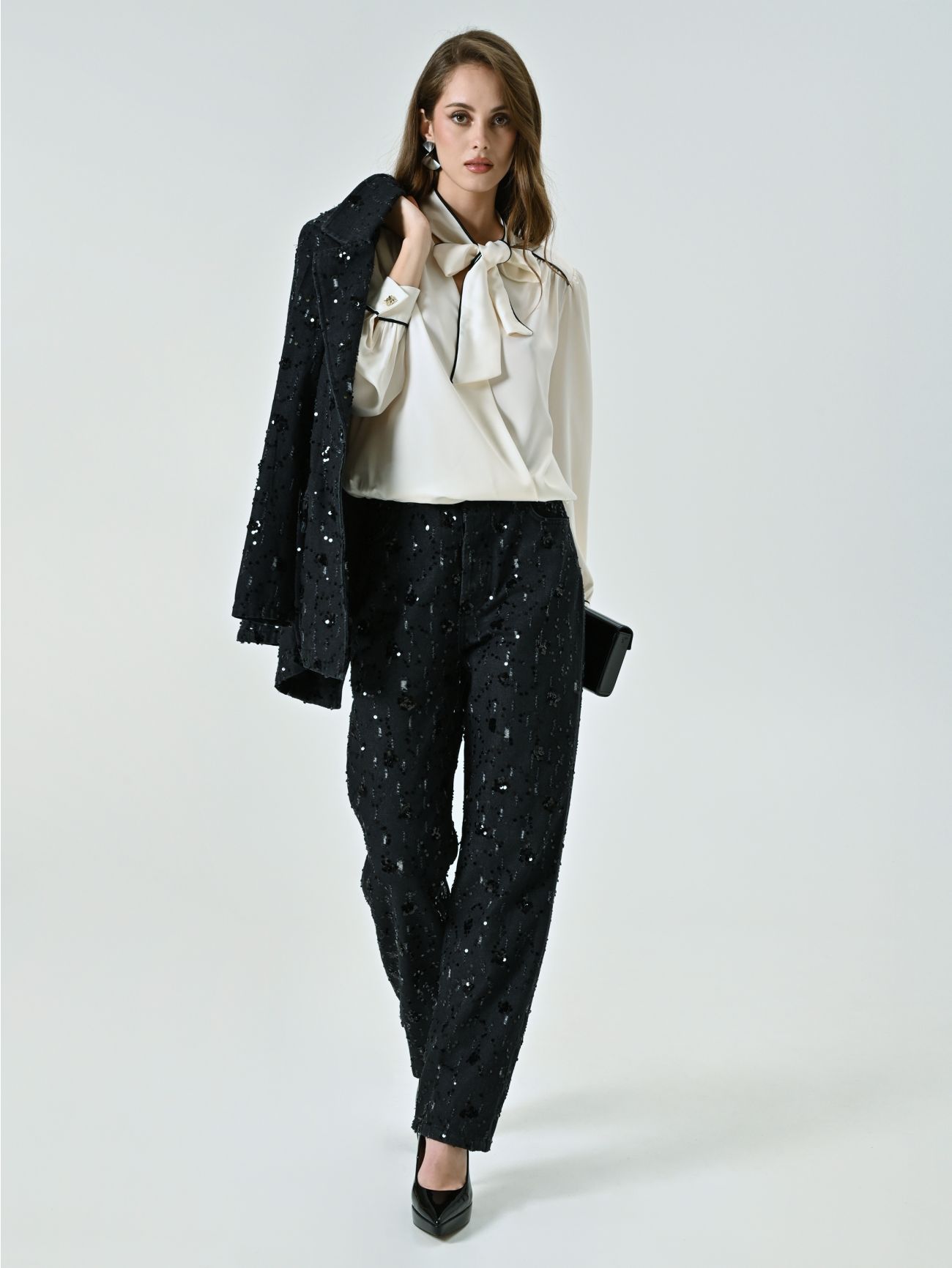 Pantalón vaquero con lentejuelas  Rinascimento