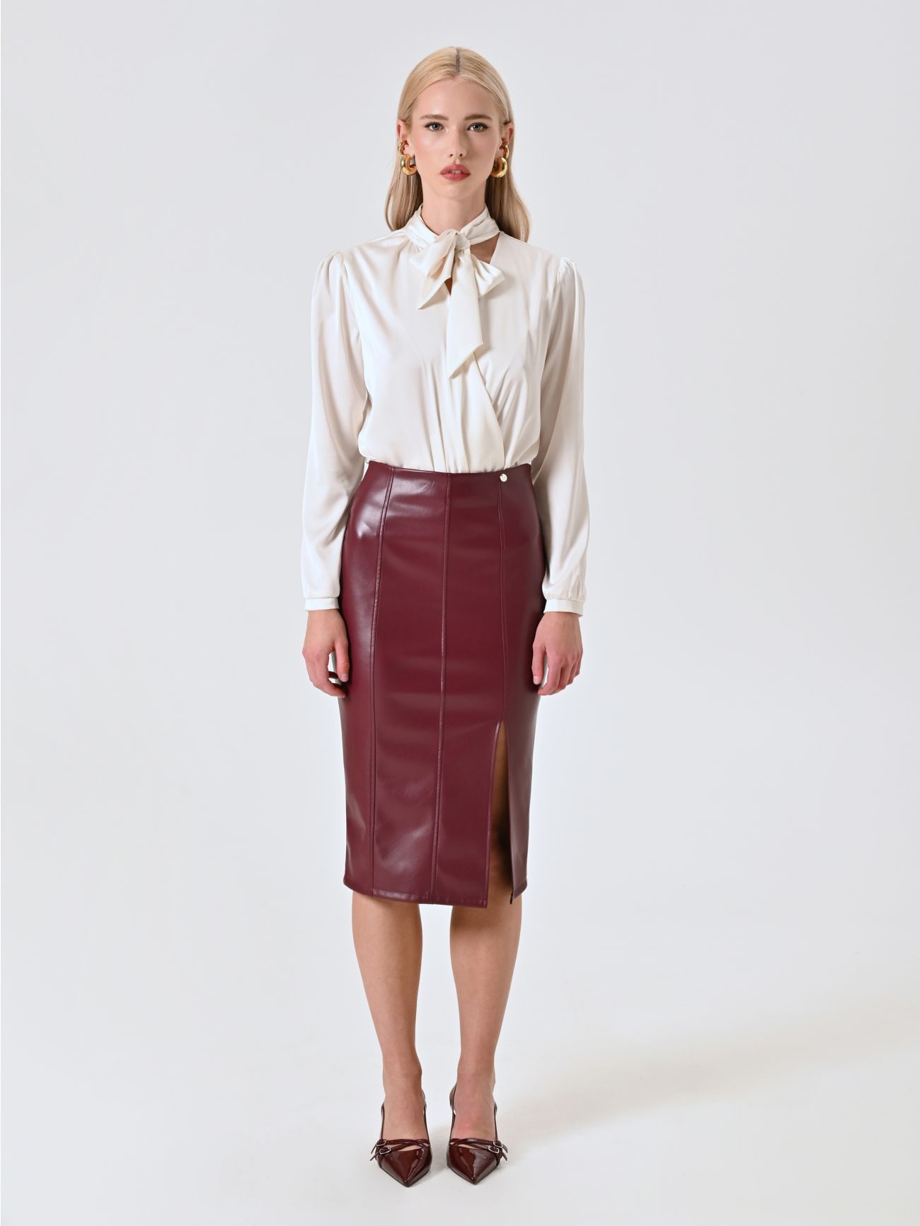 Body-Bluse mit Schleife in Weiß det_1