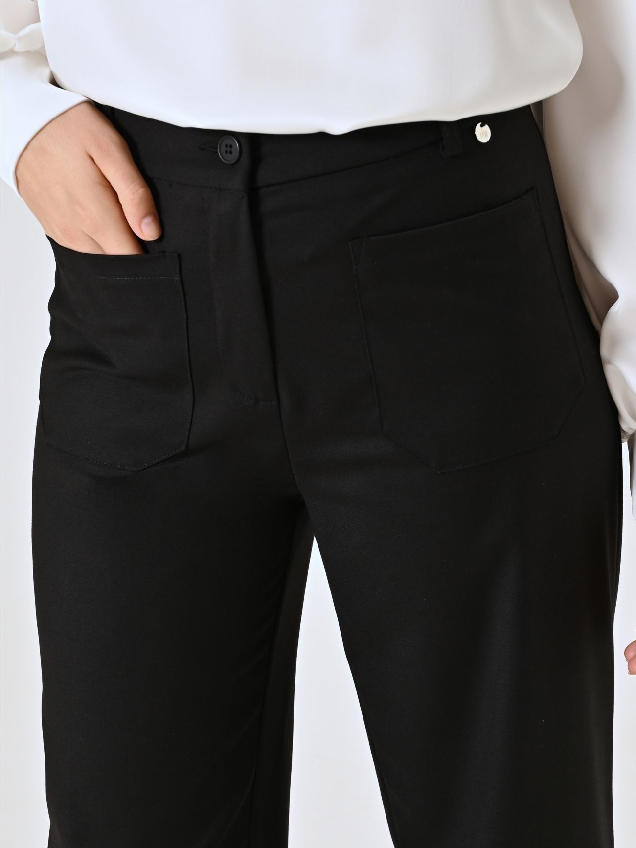 Black Trousers with Patch Pockets in_i5