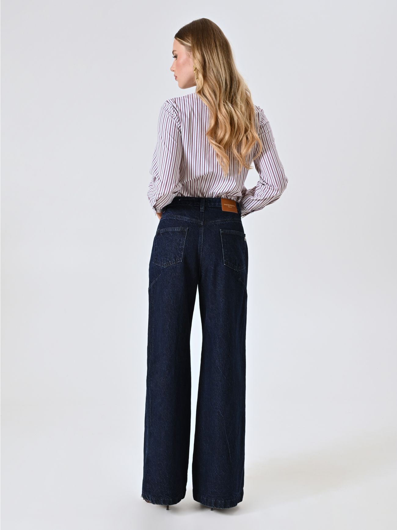 Jeans mit weitem Bein und Lurex-Details det_3