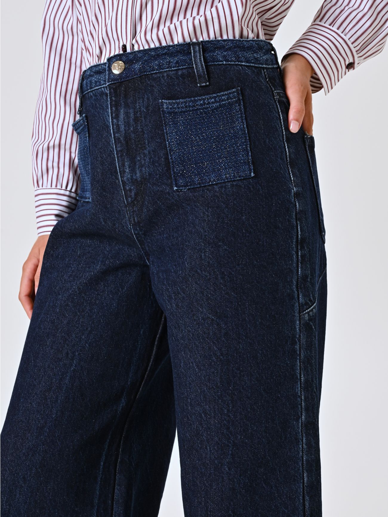 Jeans mit weitem Bein und Lurex-Details in_i5