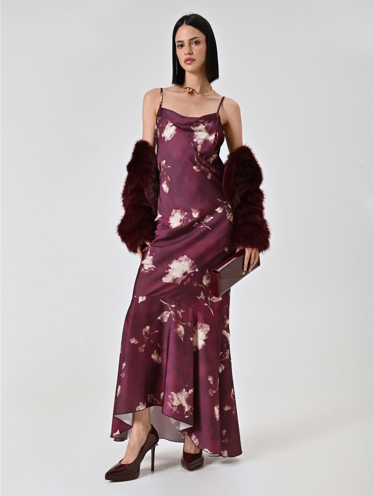 Langes Kleid mit Blumenmuster  Rinascimento