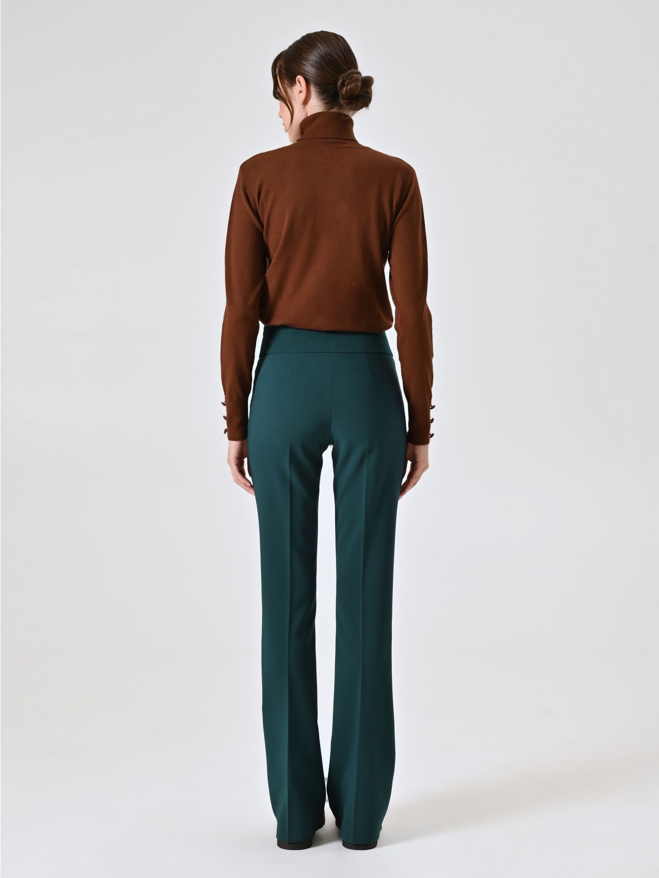 Green Flared Trousers in Technical Fabric det_3