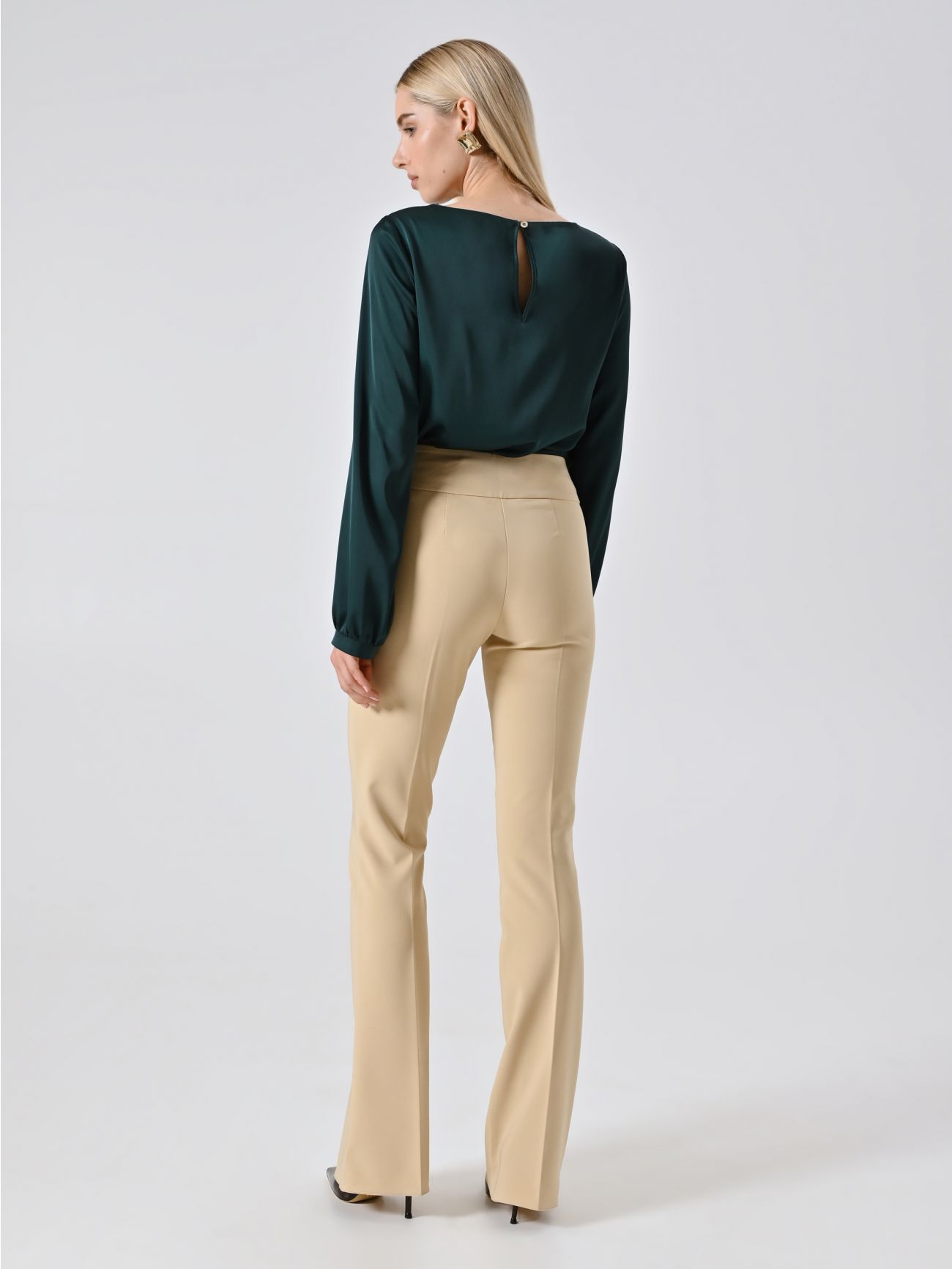 Pantaloni Flared Beige Scuro in Tessuto Tecnico det_3