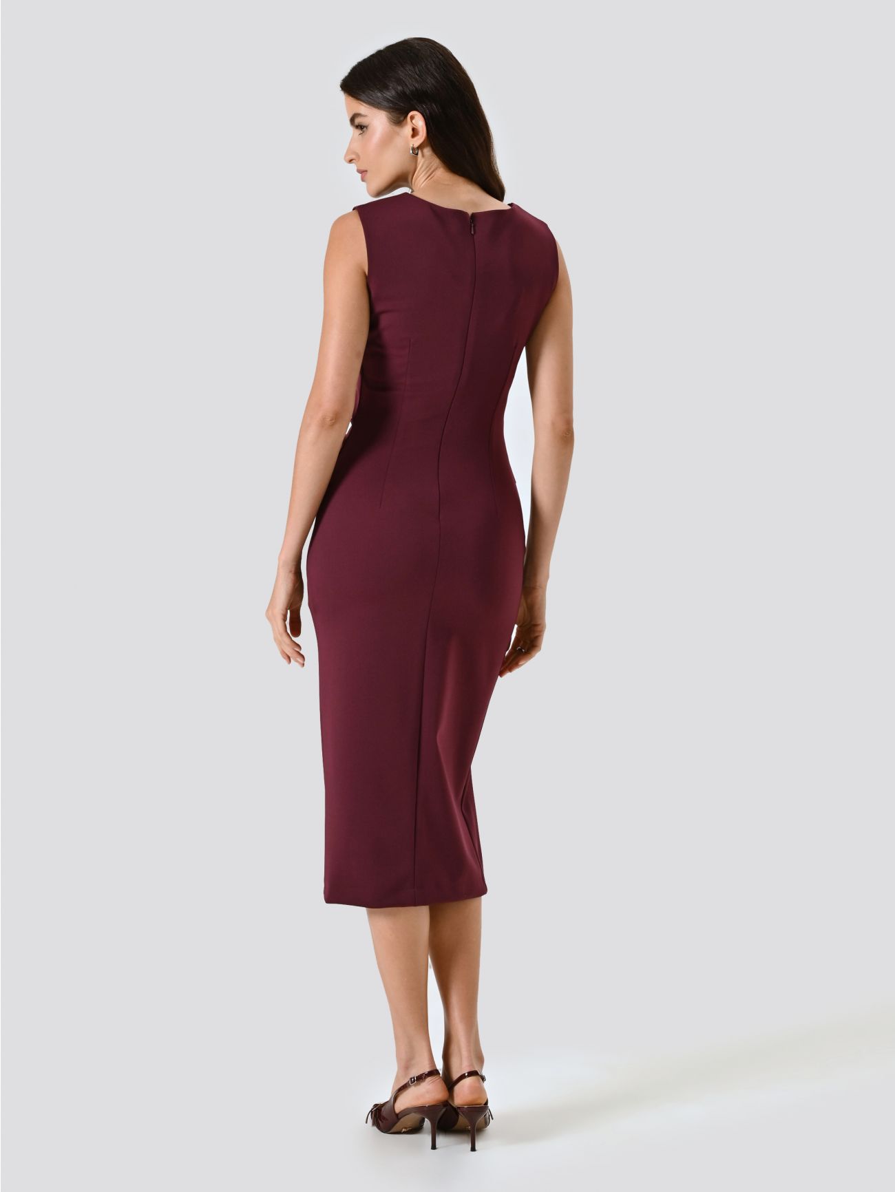 Vestido de tubo midi en punto milano burdeos con lazo det_3