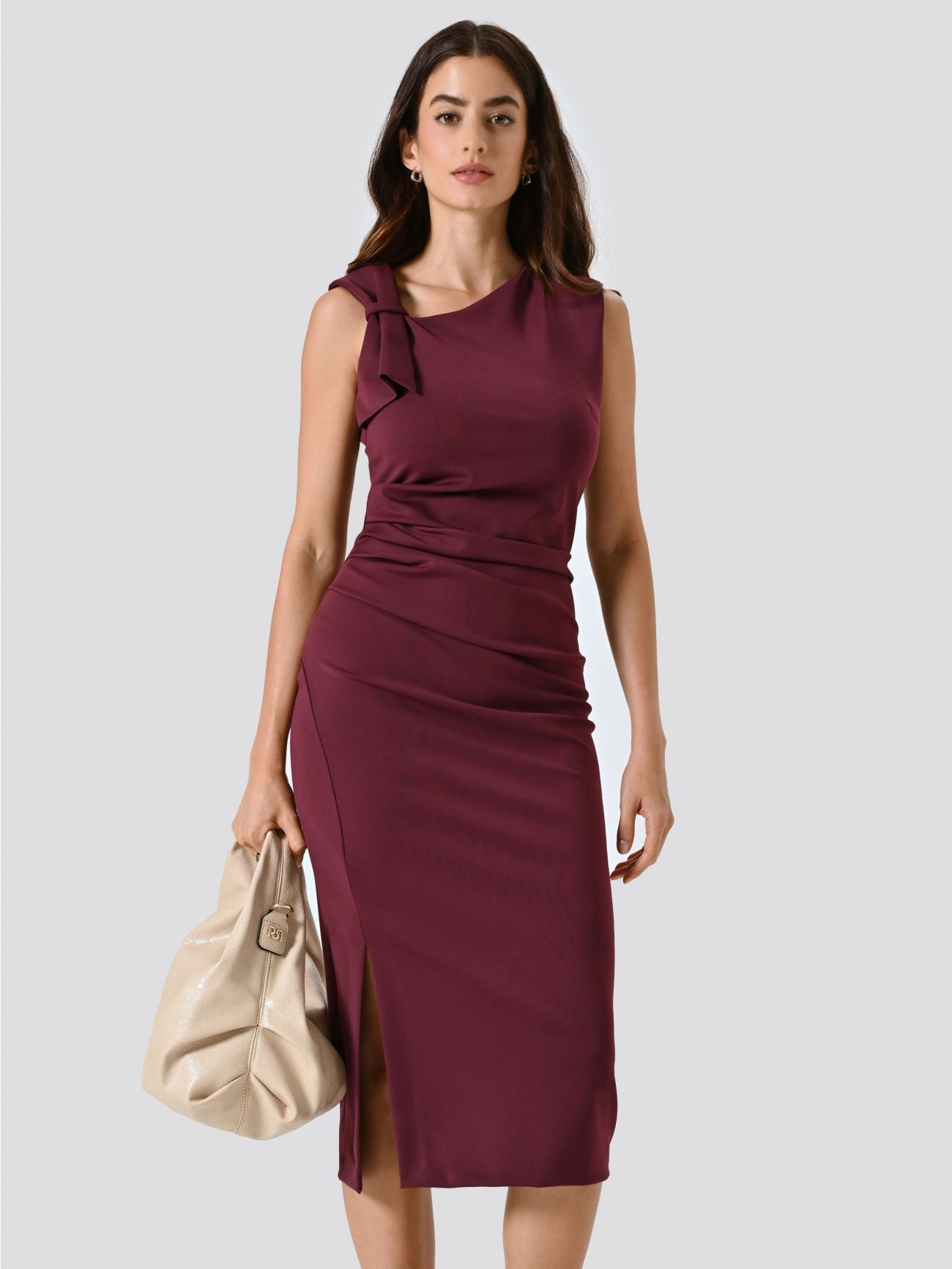 Vestido de tubo midi en punto milano burdeos con lazo in_i4