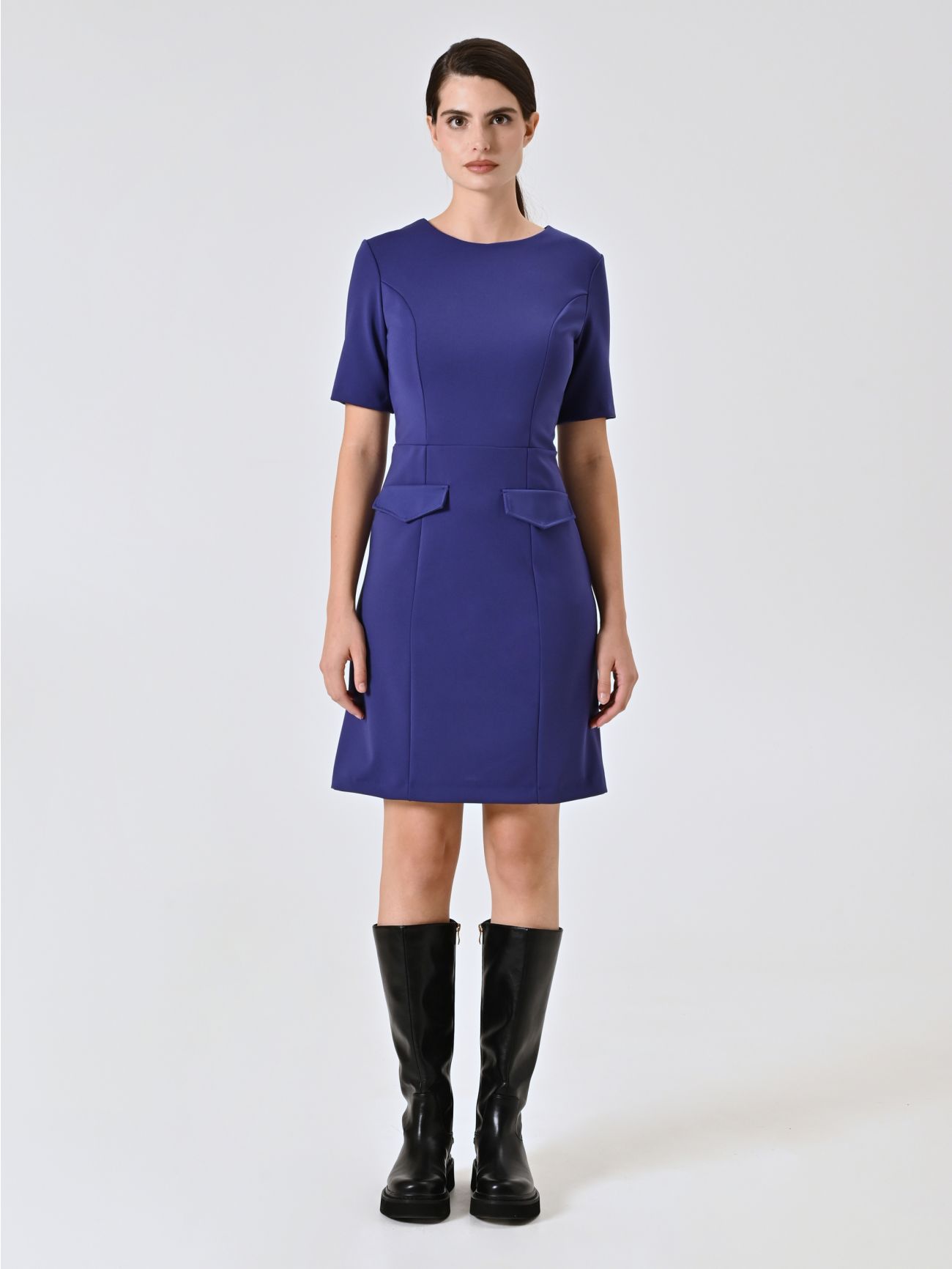 Vestido de tubo morado arándano con solapas det_1