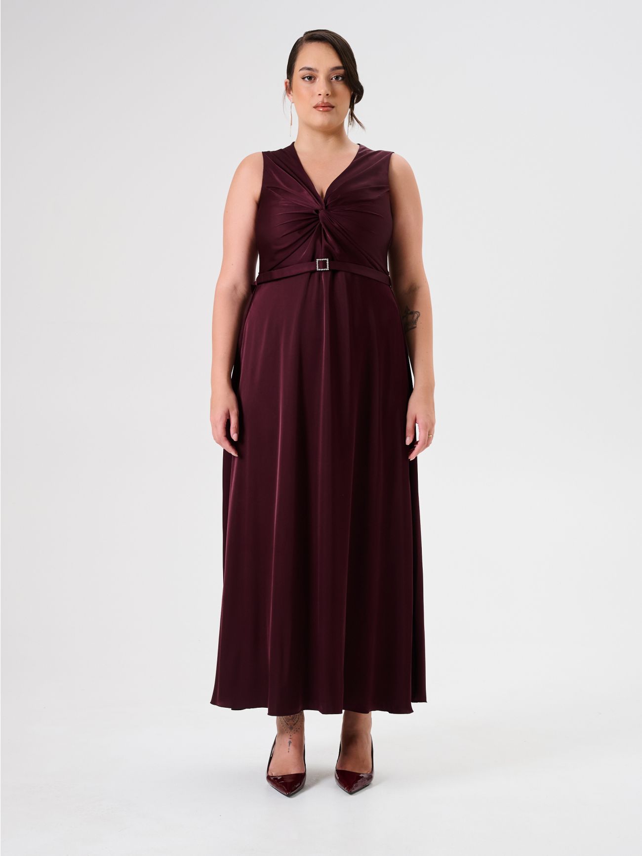Vestido largo curvy burdeos det_1