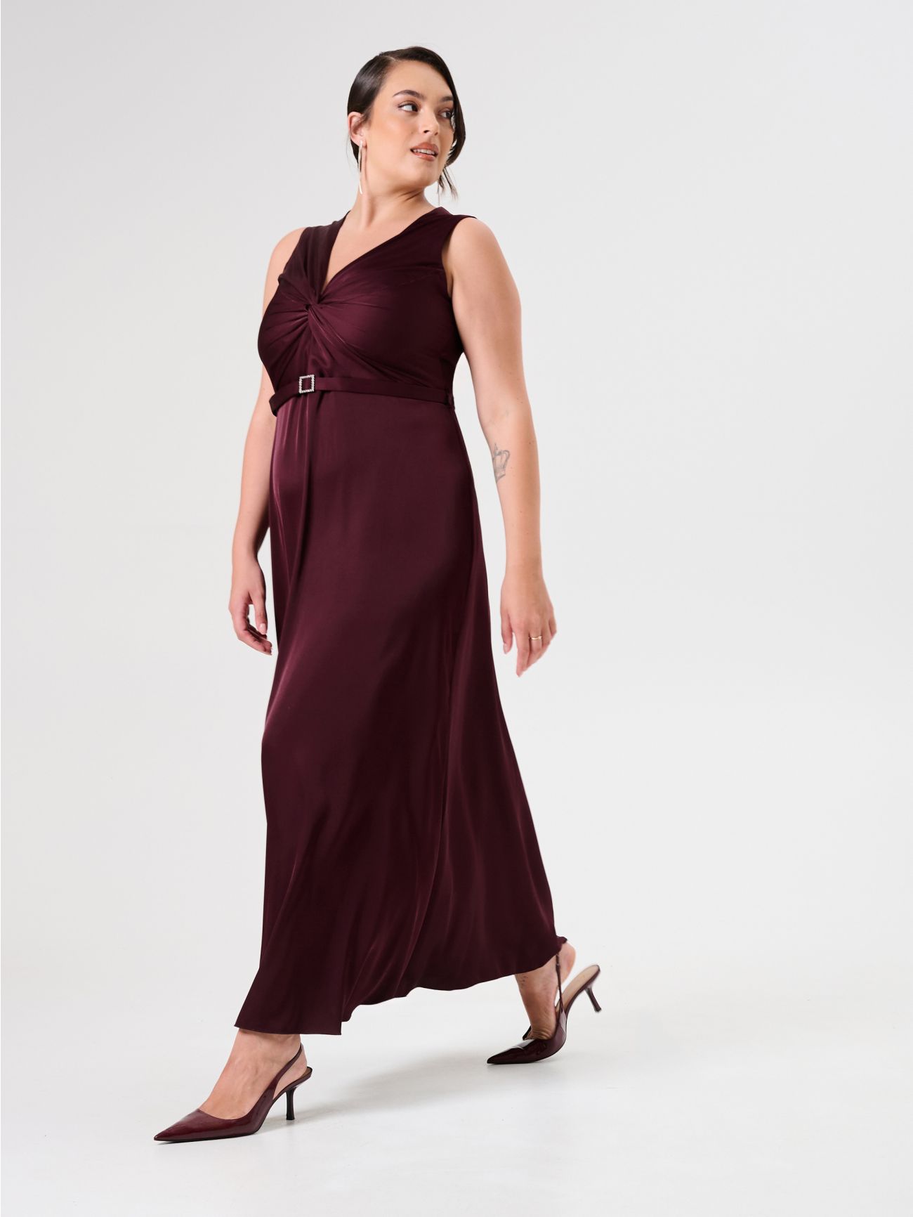 Vestido largo curvy burdeos in_i7