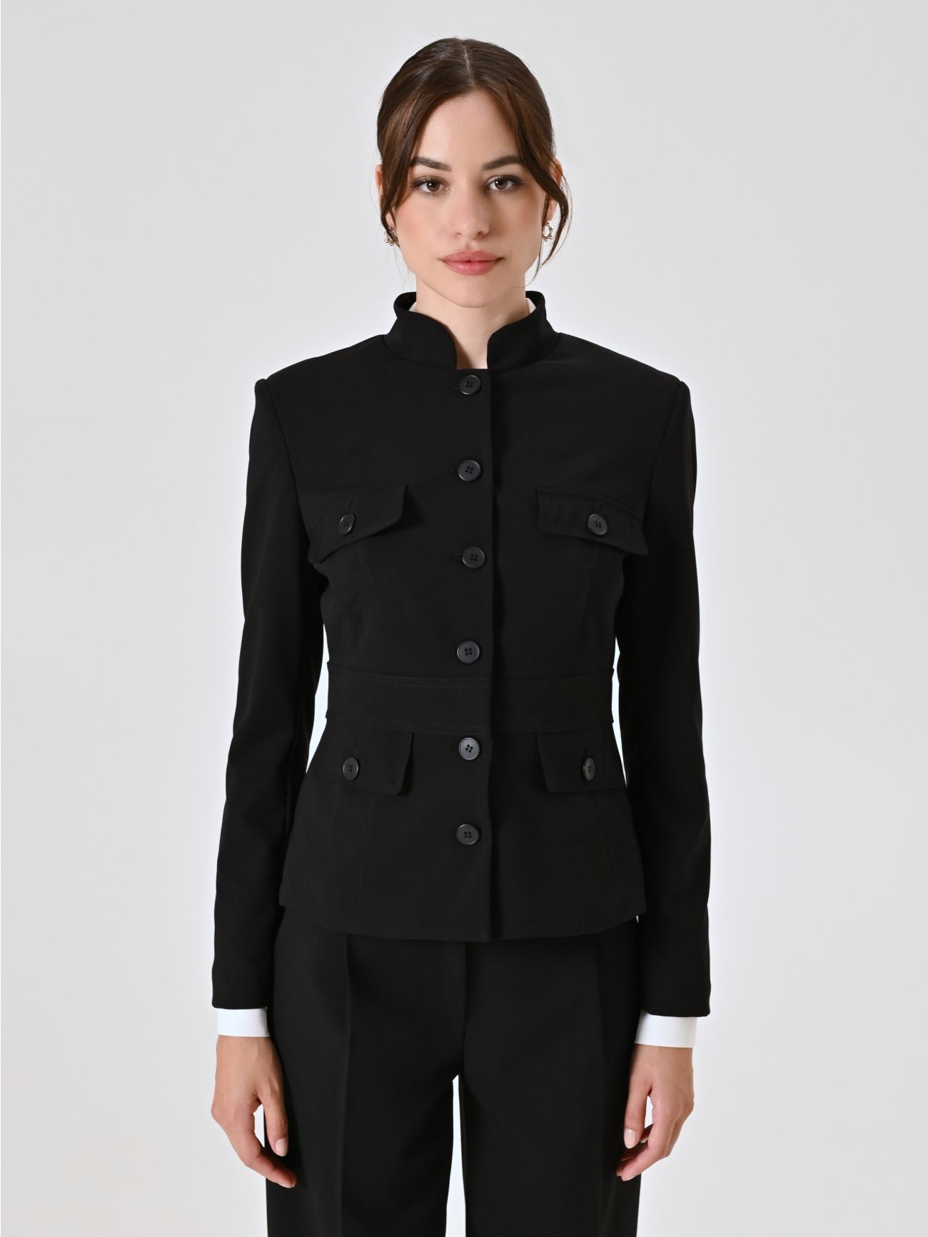Giacca Nera con Utility Pockets  det_2