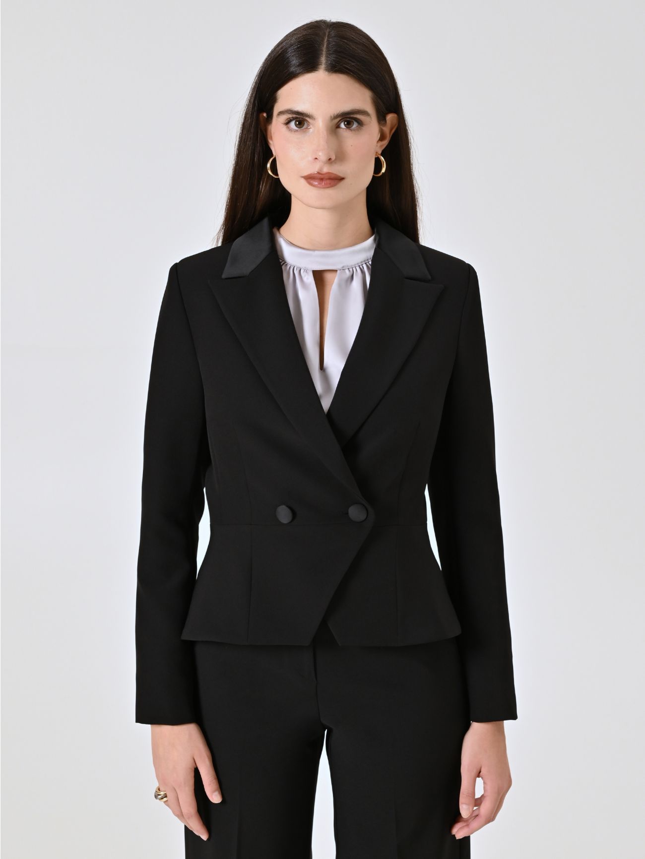 Chaqueta esmoquin en tejido técnico negro det_2