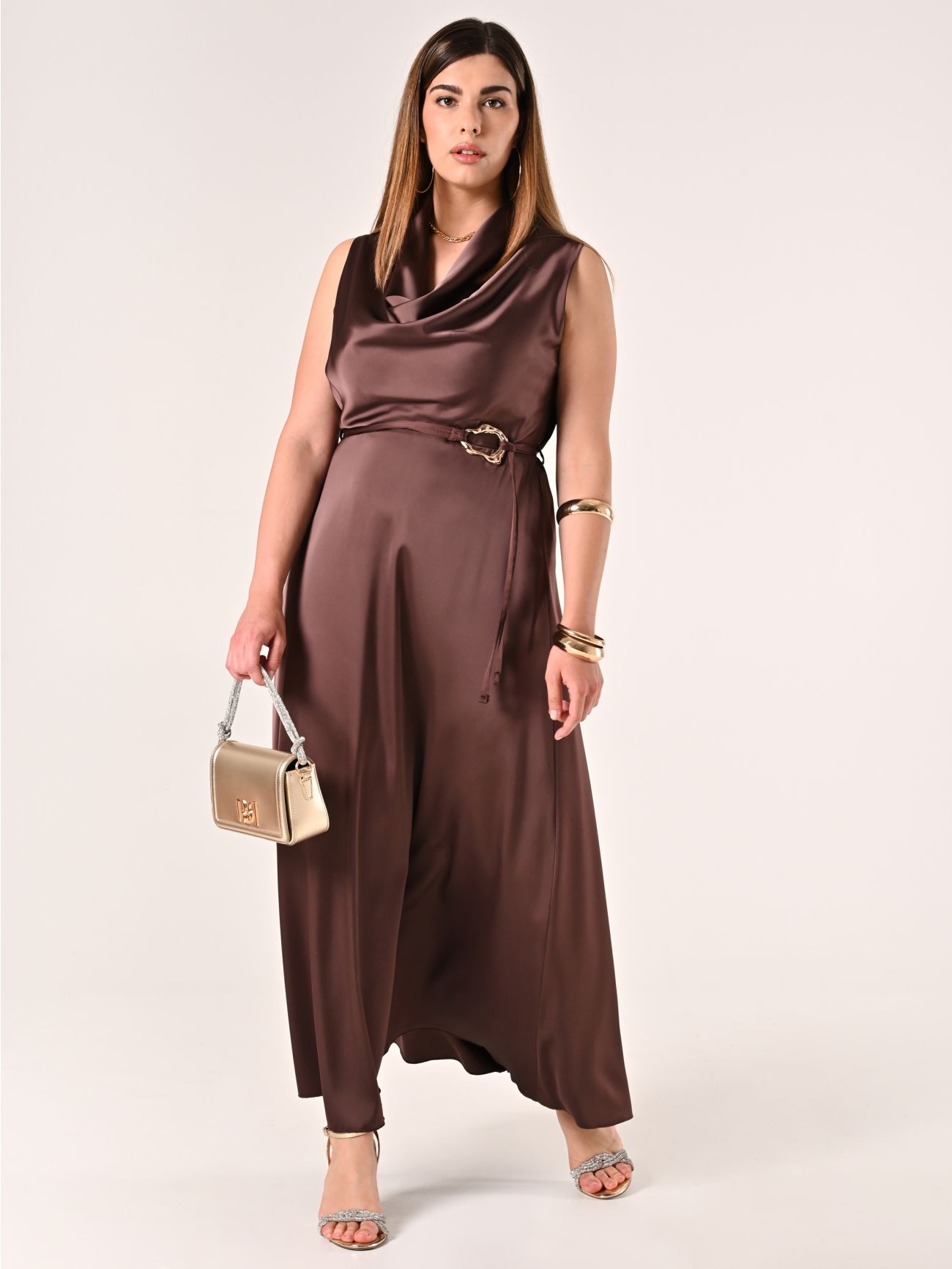 Curvy-Kleid in Schokoladenbraun sp_e1