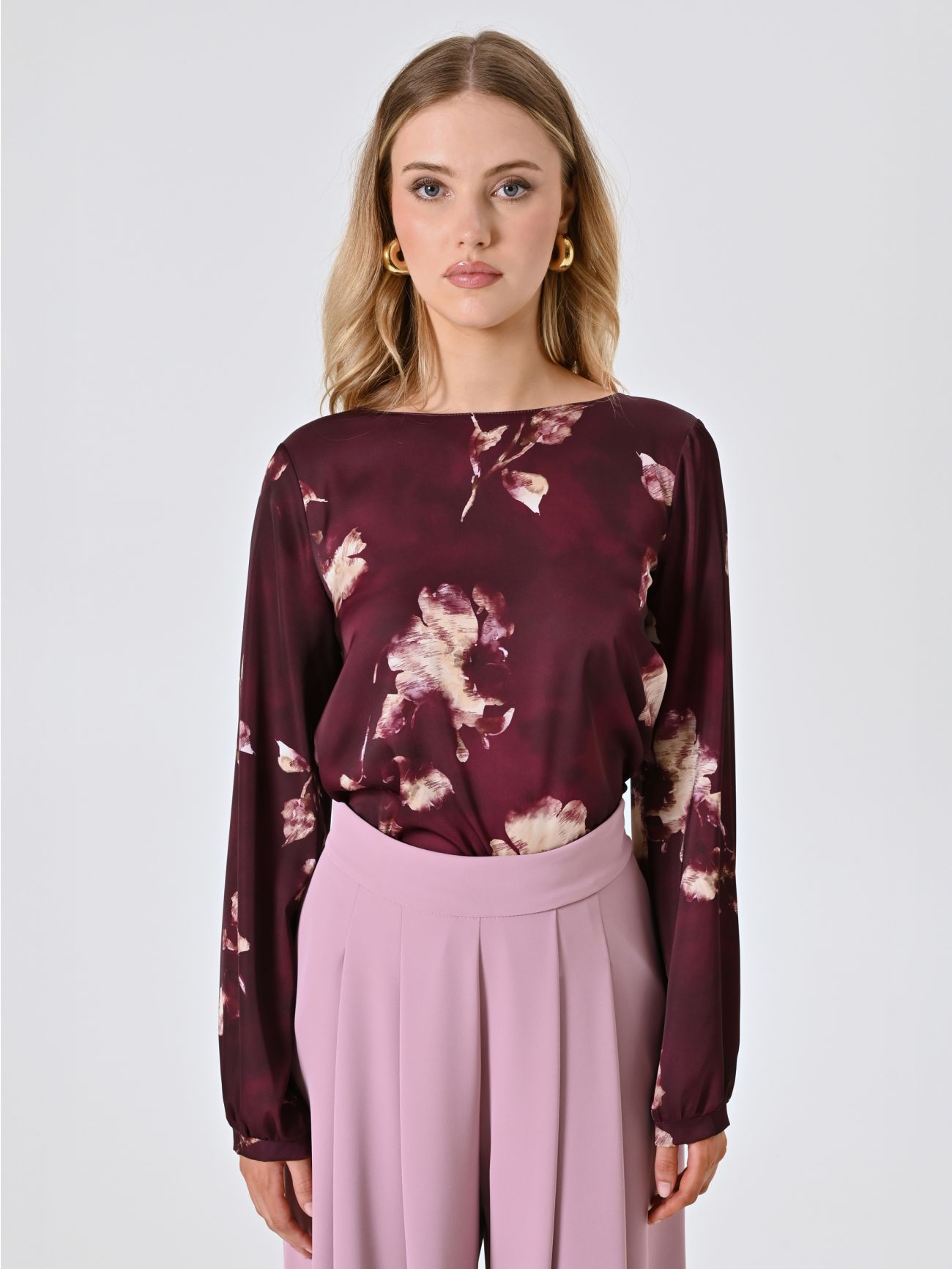 Burgundy Floral Blouse det_2