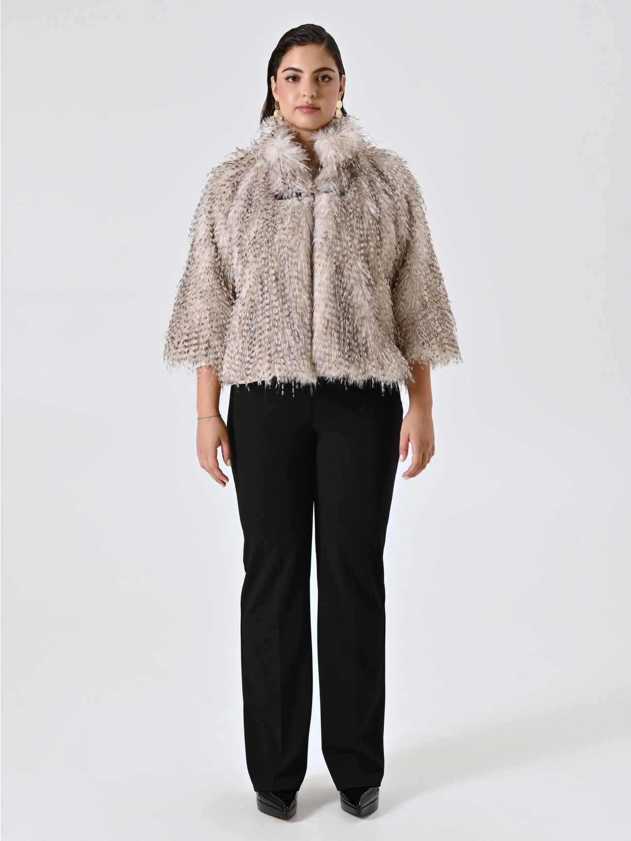 Curvy Faux Fur Jacket det_1
