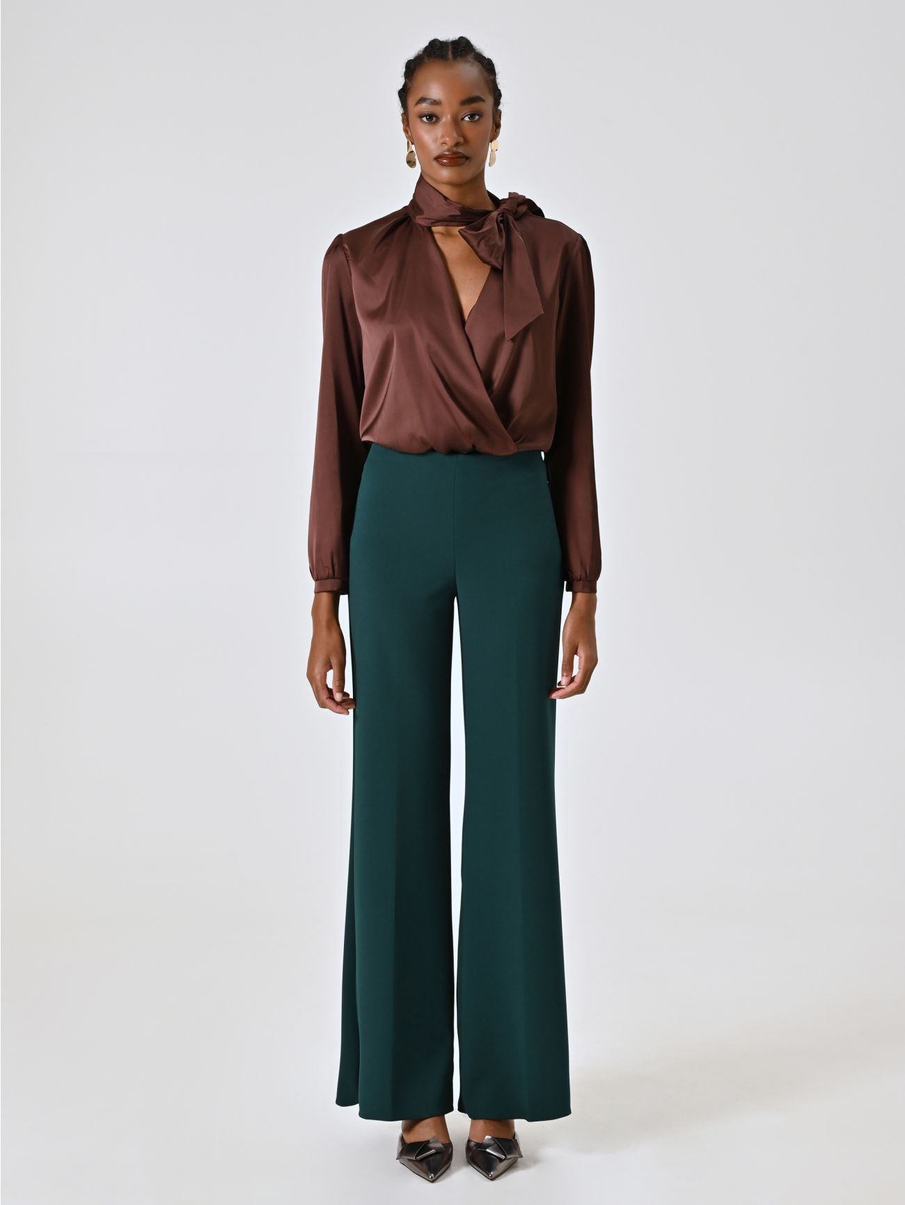 Green Palazzo Trousers in Scuba Crepe Fabric det_1