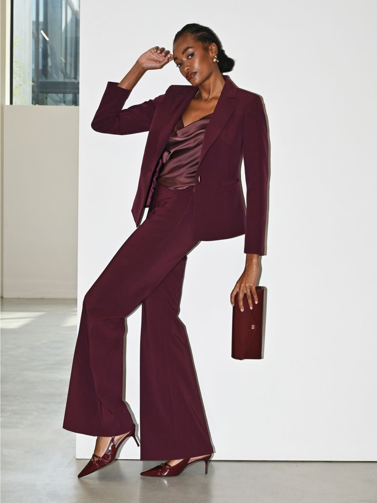 Pantalon palazzo bordeaux en tissu technique sp_e1