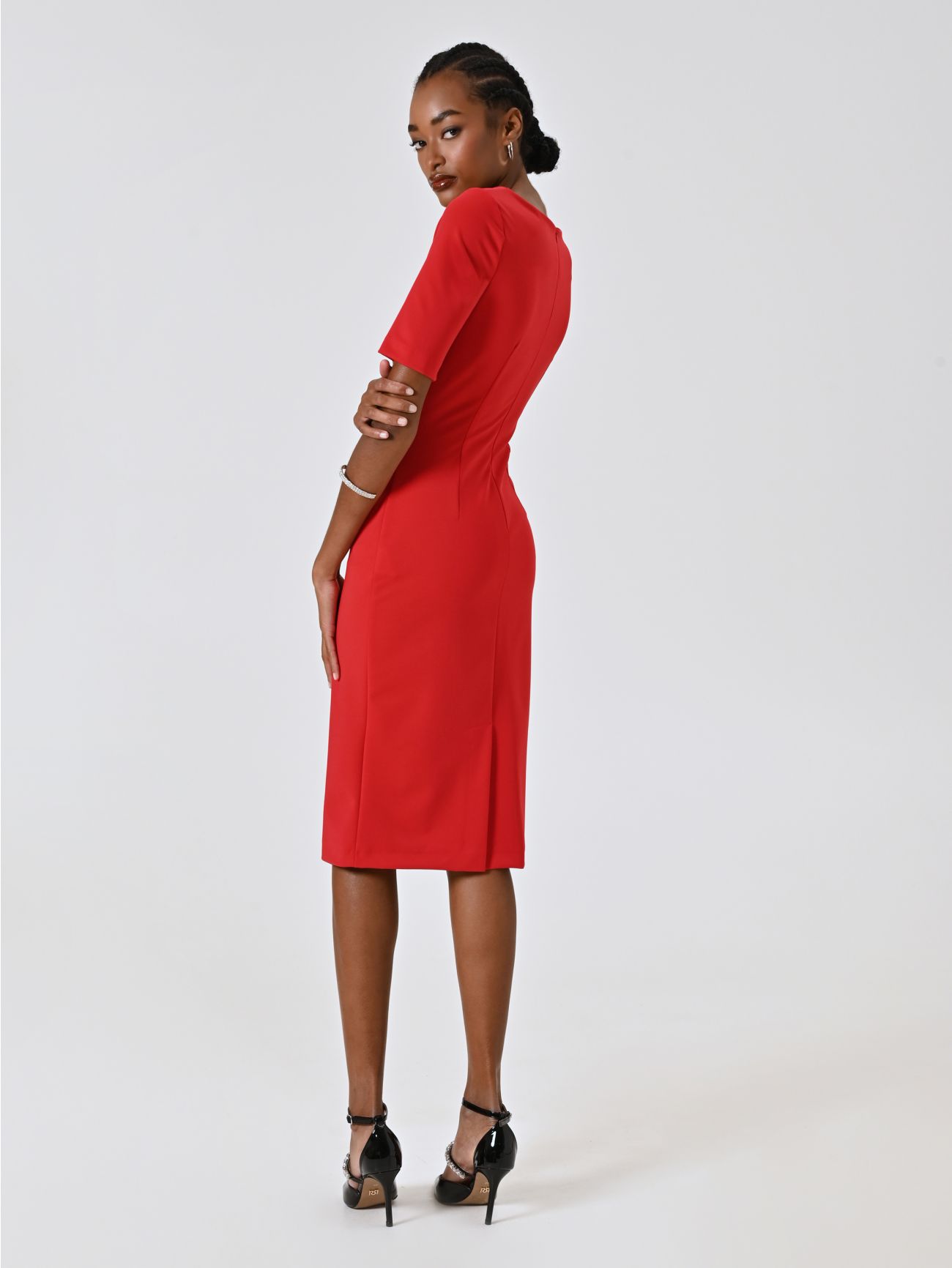 Red Sheath Dress in Milano Stitch with Sweetheart Neckline det_3