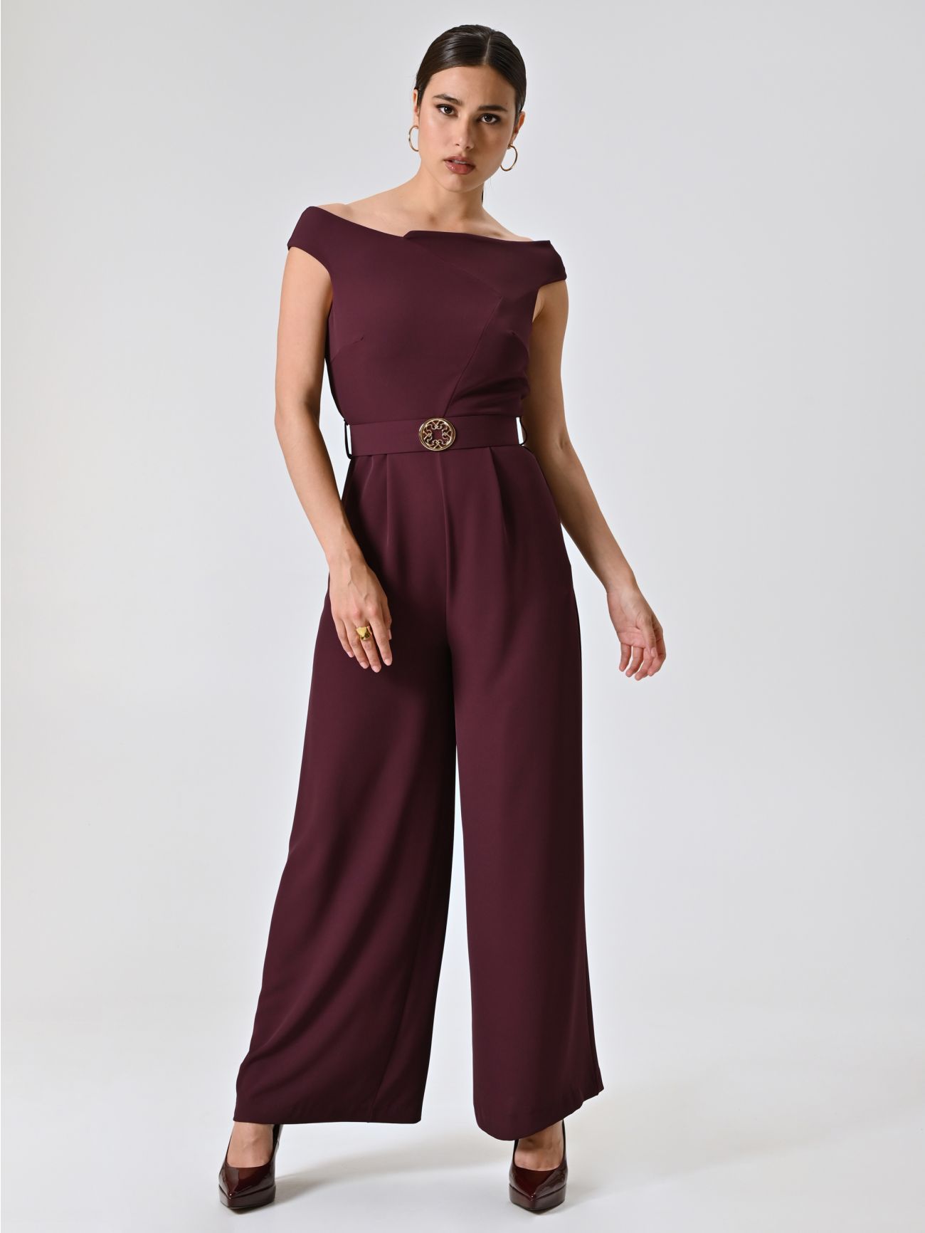 Tuta Bordeaux con Scollo Drappeggiato in_i7