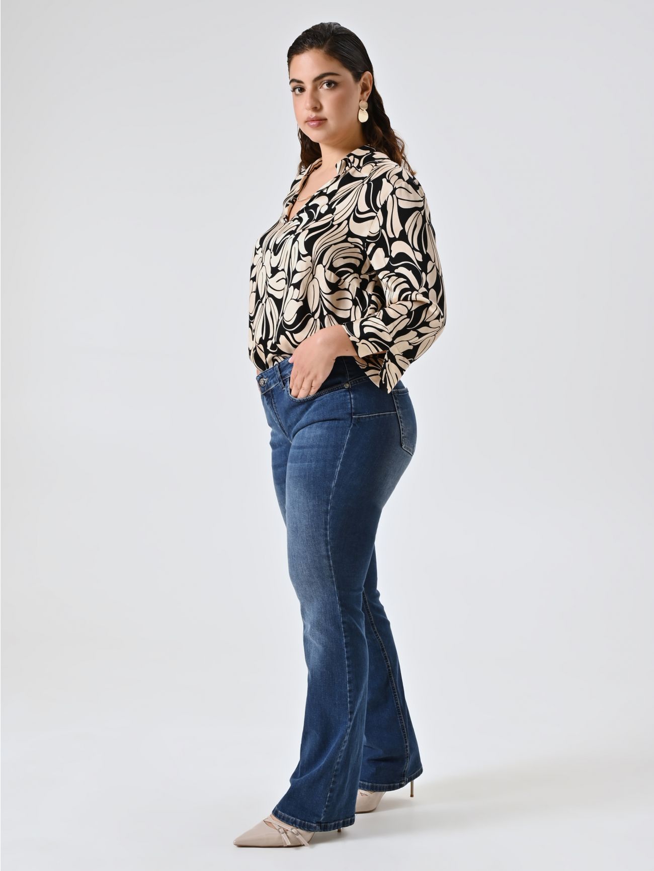 Curvy Skinny Jeans in_i7