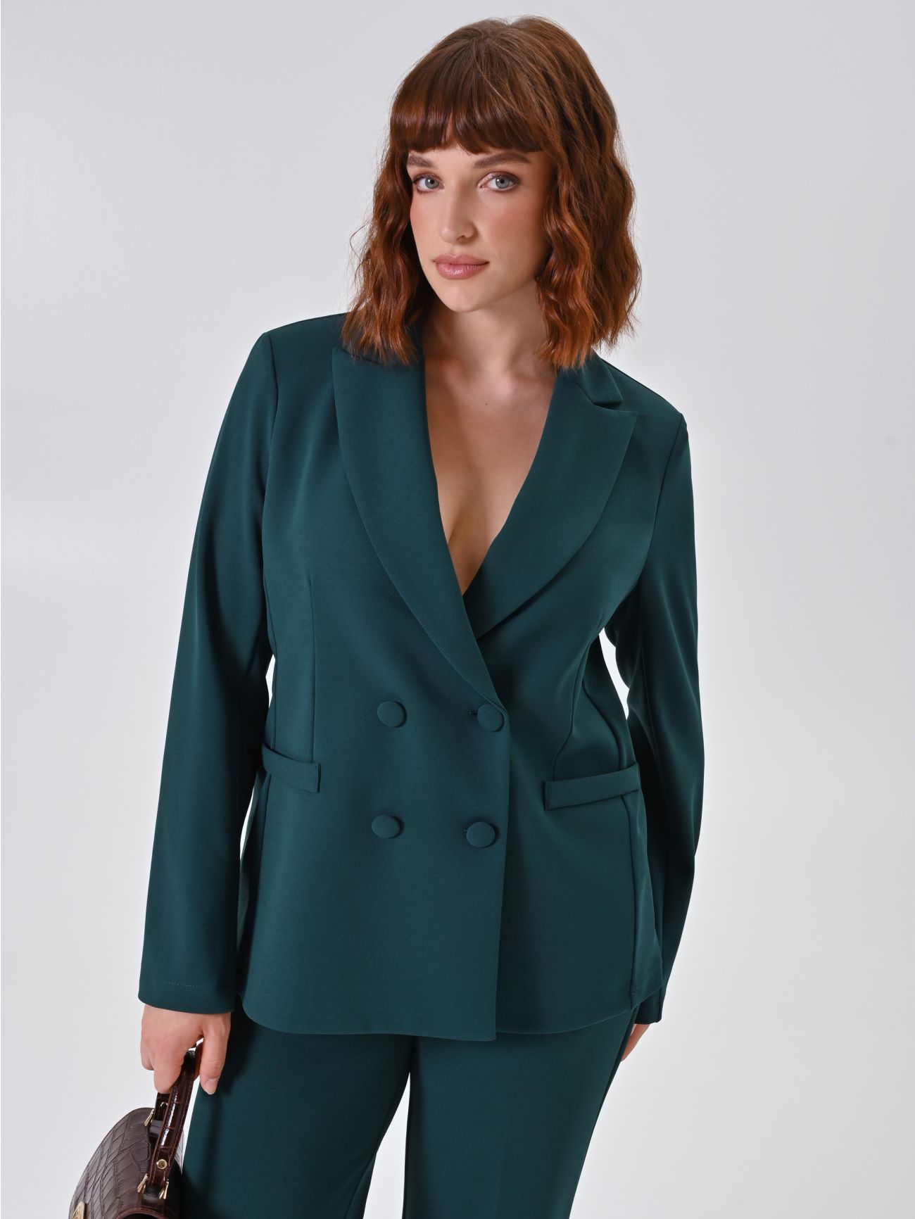Zweireihige Curvy-Jacke in Grün  Rinascimento