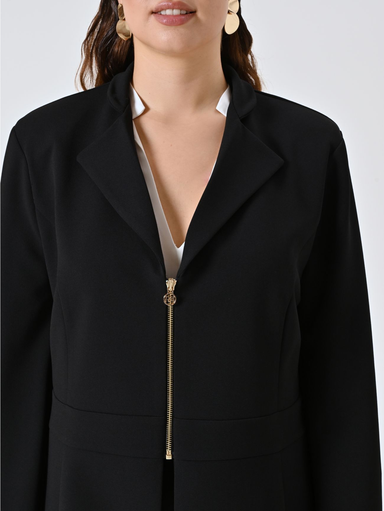 Curvy Black Jacket with Zip in Scuba Crepe in_i5