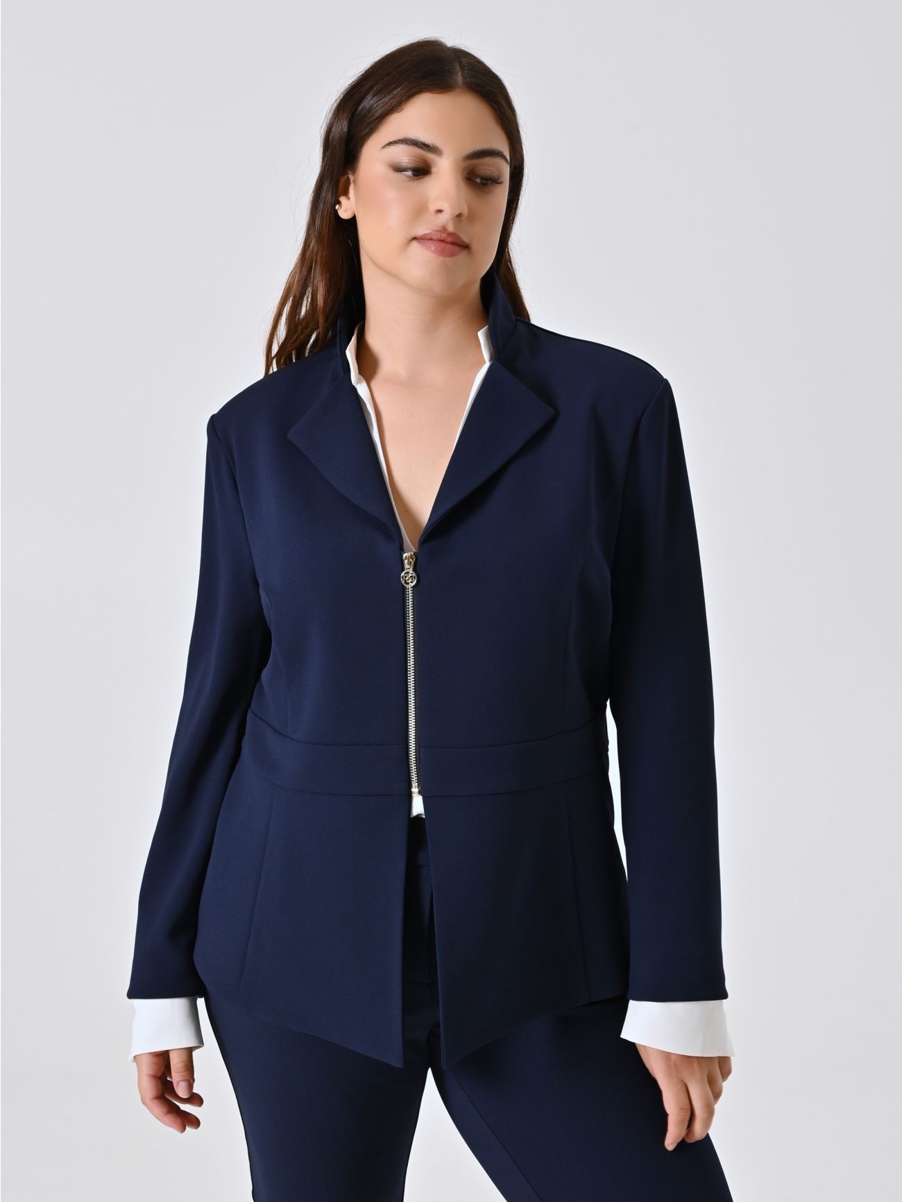 Veste curvy bleue avec fermeture éclair en néoprène in_i7