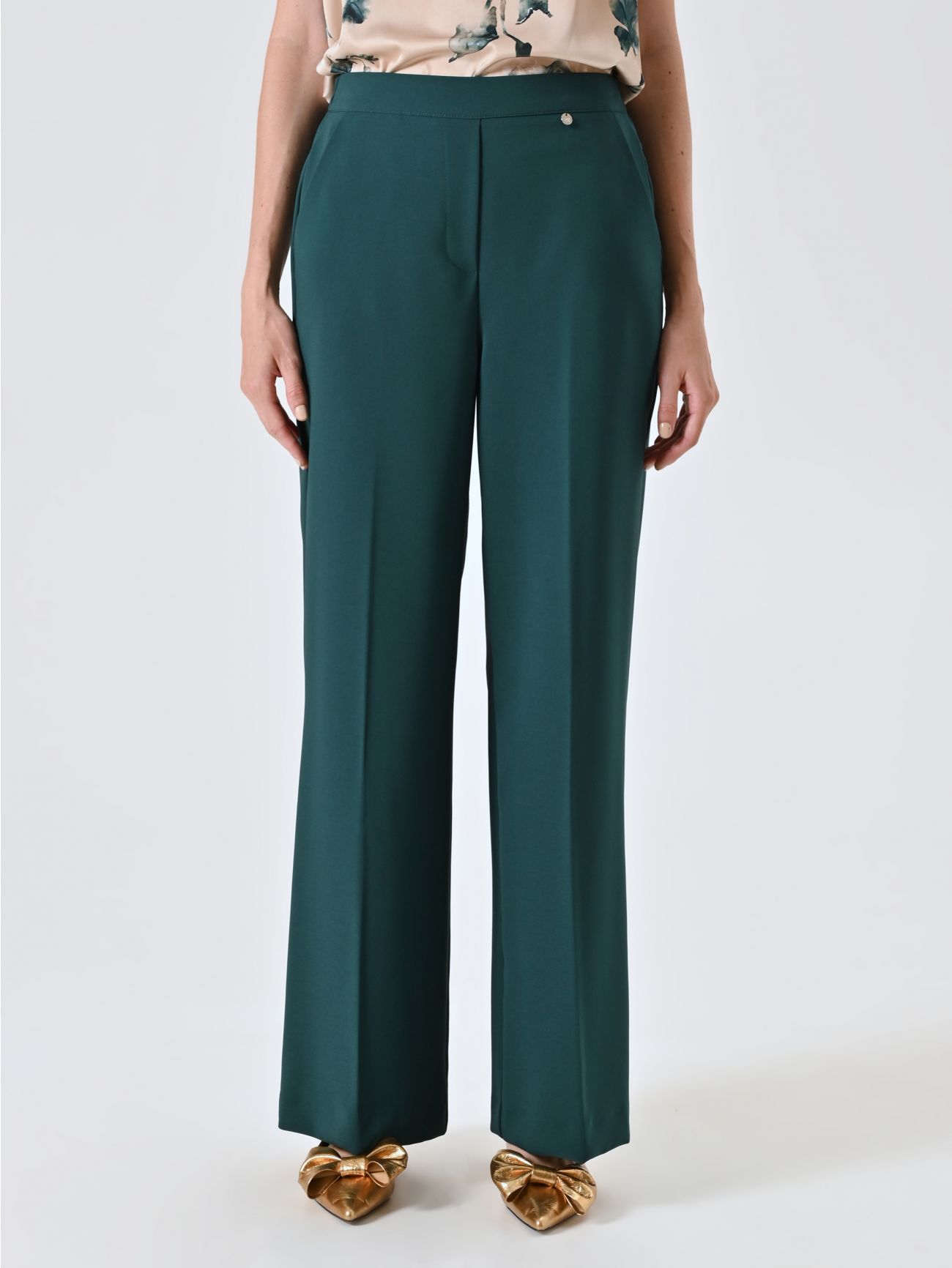 Pantalón amplio verde det_2