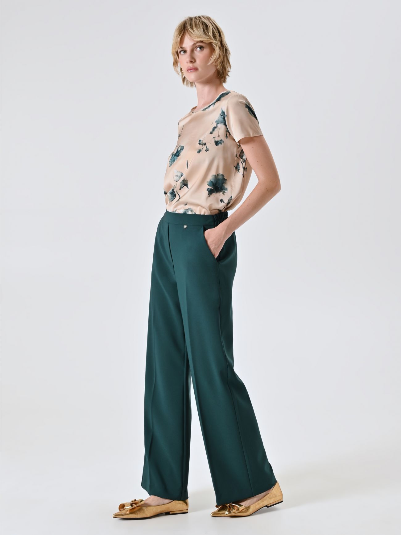 Pantalón amplio verde in_i7