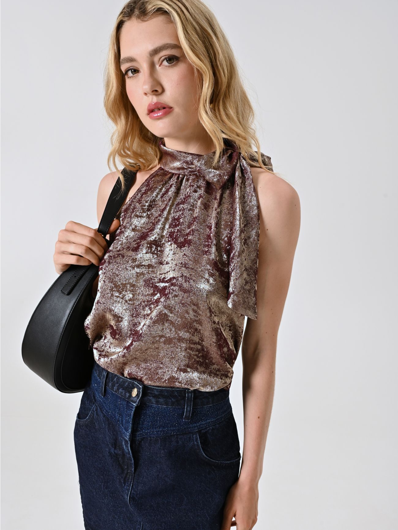 Top halter bordeaux à nœud sp_e1