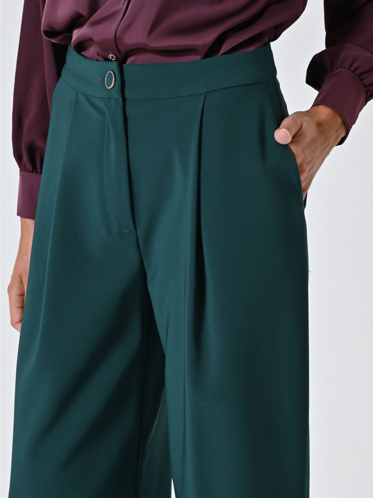 Pantaloni Palazzo Bordeaux con Pinces in Tessuto Tecnico  in_i5