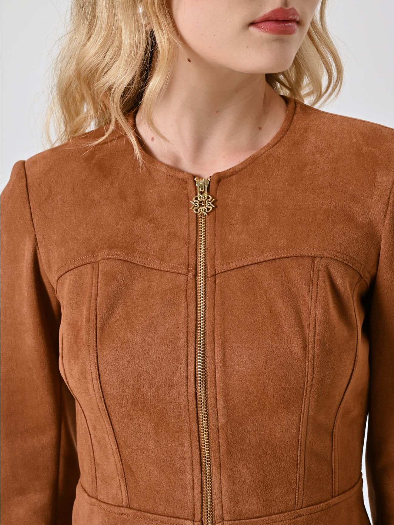 Brown Dainetto-effect Leather Jacket in_i5