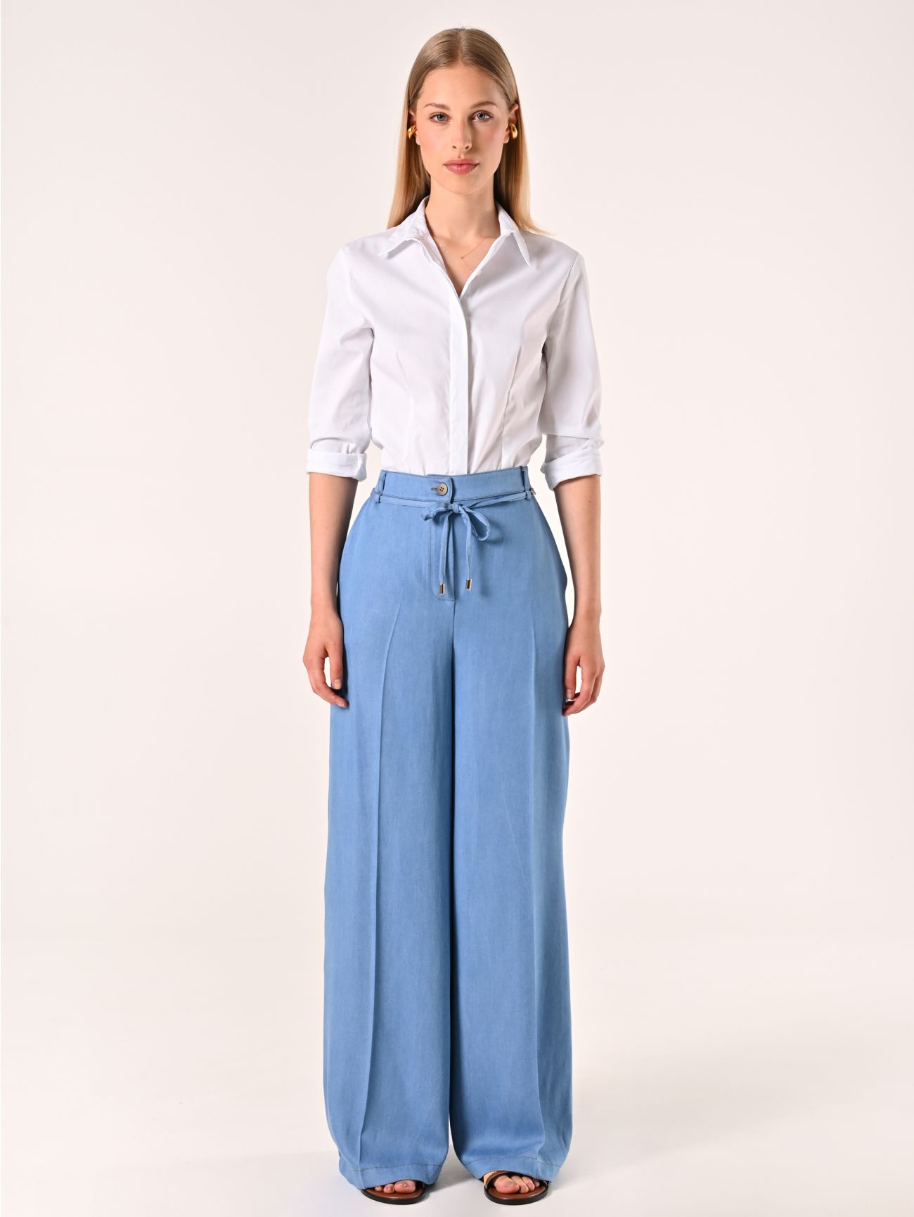 Weite Hose aus Chambray det_1
