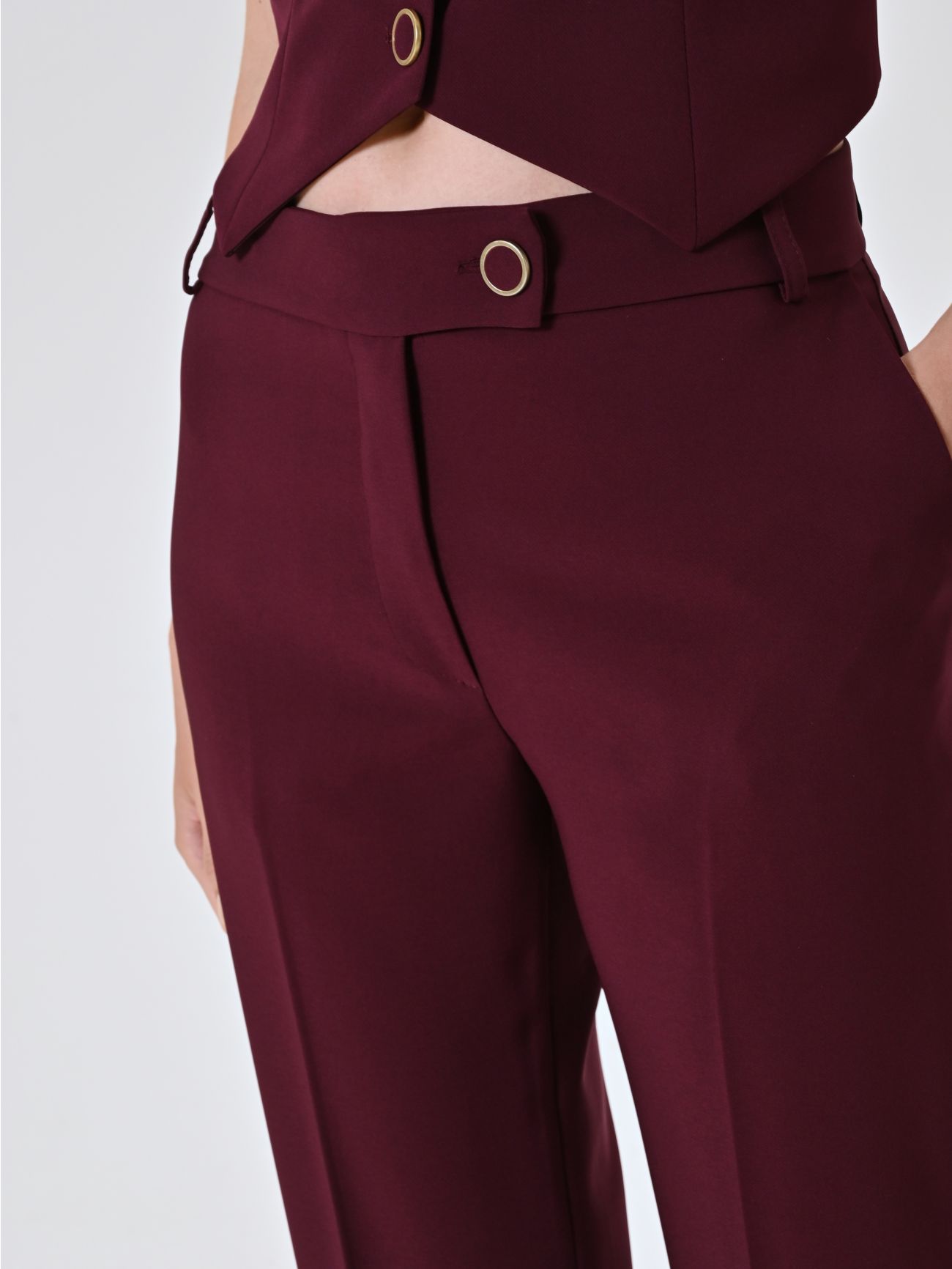 Pantaloni Bordeaux Skinny in Tessuto Tecnico in_i5