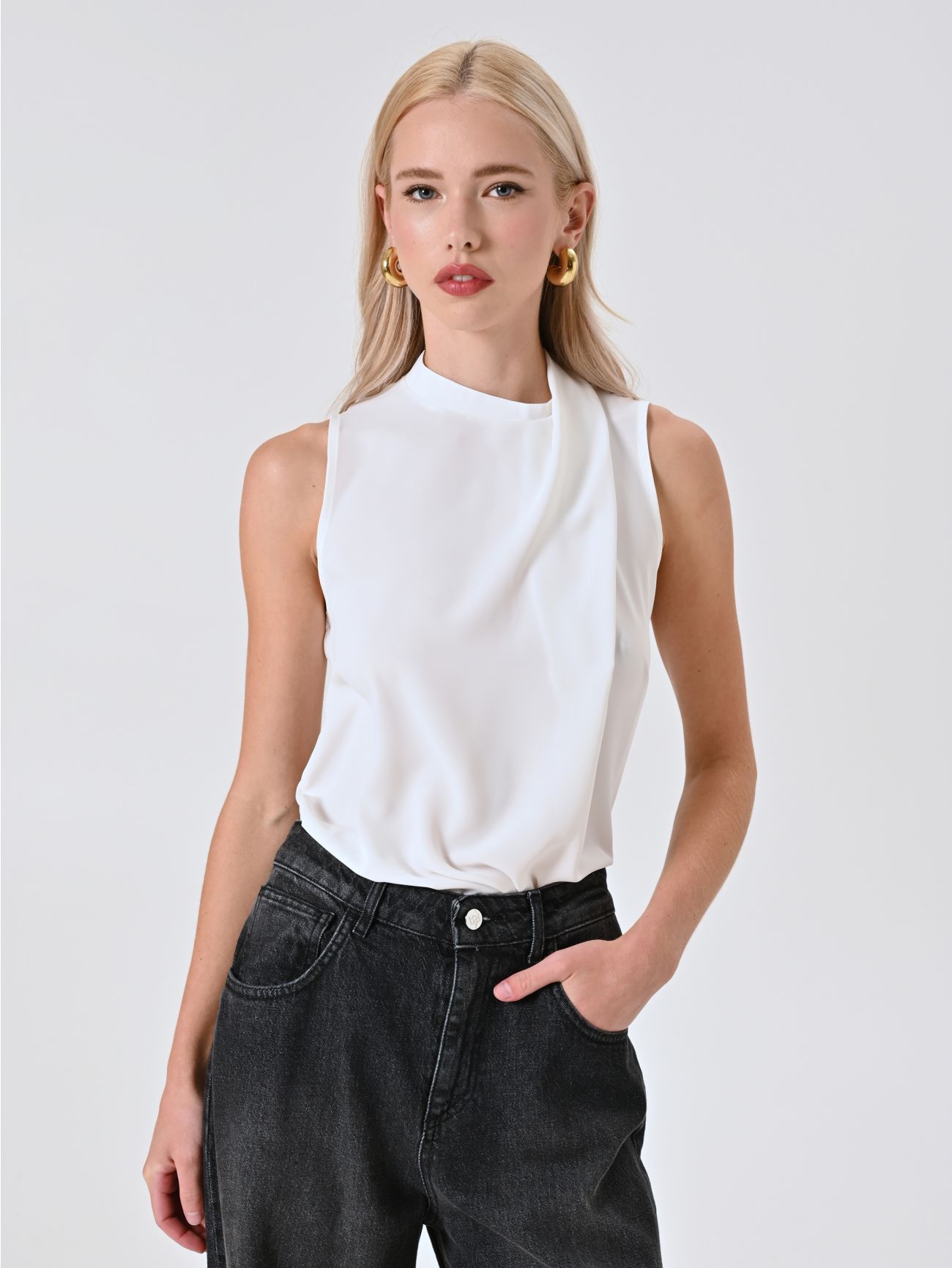 Top blanc en tissu fluide  Rinascimento