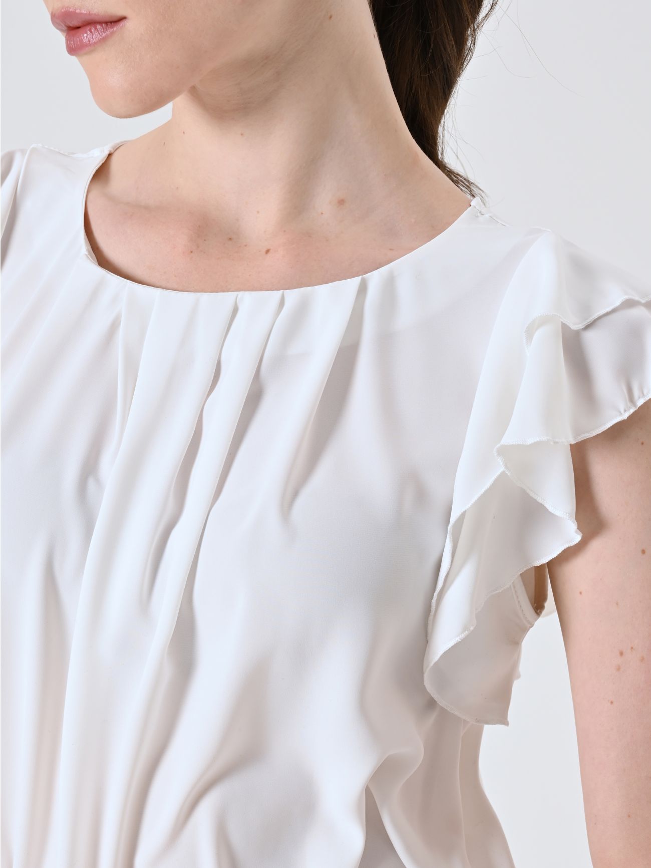 Top Bianco con Maniche ad Aletta in_i5